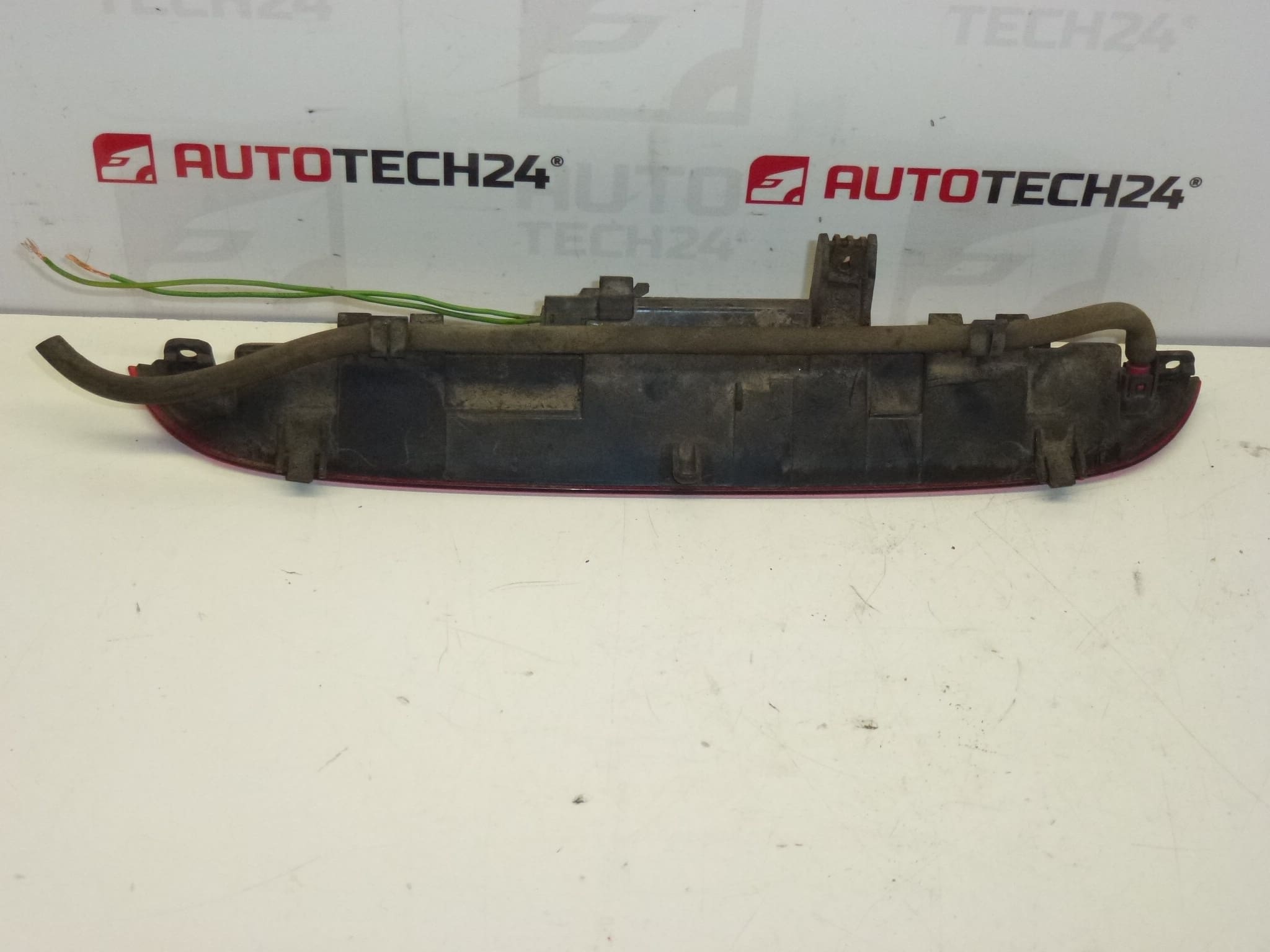 Treće kočiono svjetlo Peugeot 206 Karavan 89028701 6351Q0 - Slika 2