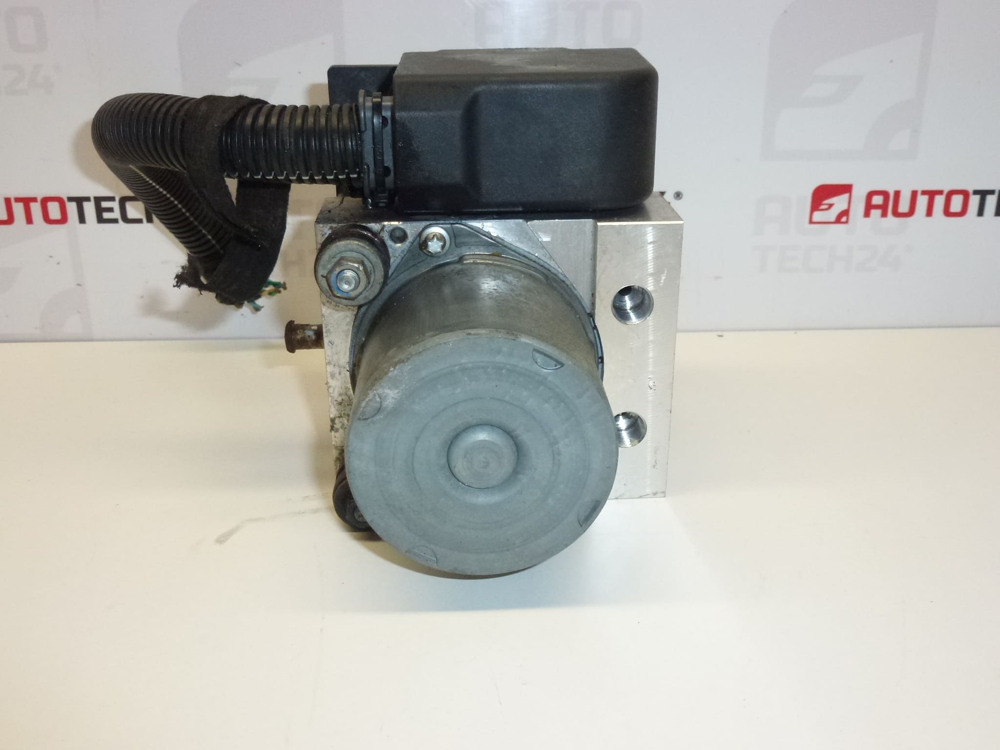 ABS ESP Bosch Citroën C4 Peugeot 307 9663241380 0265235235 4541Q7 - Slika 2