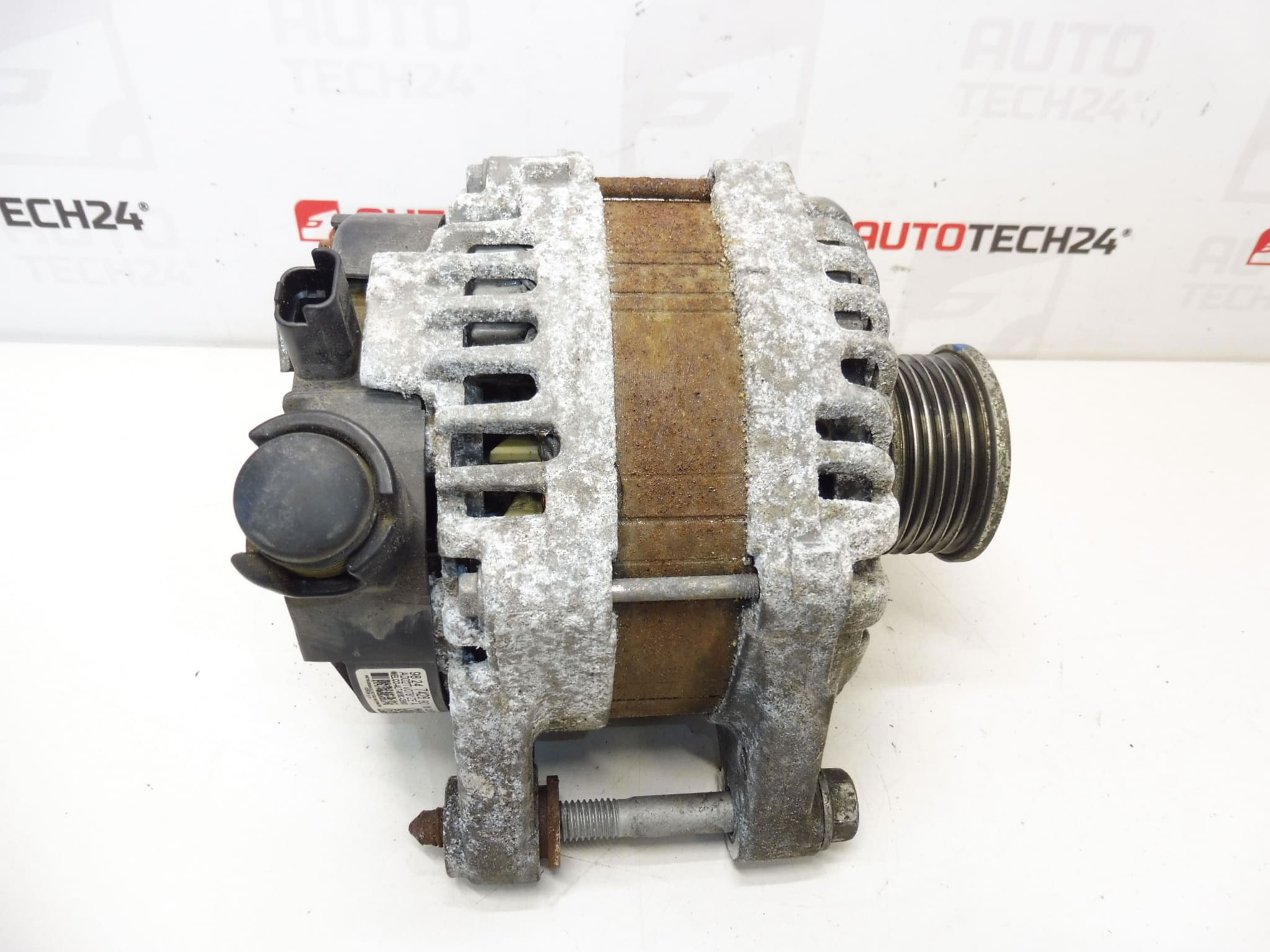 Alternator za Citroën i Peugeot 180A A002TV0081ZE 9824742880 9809200480 - Slika 2