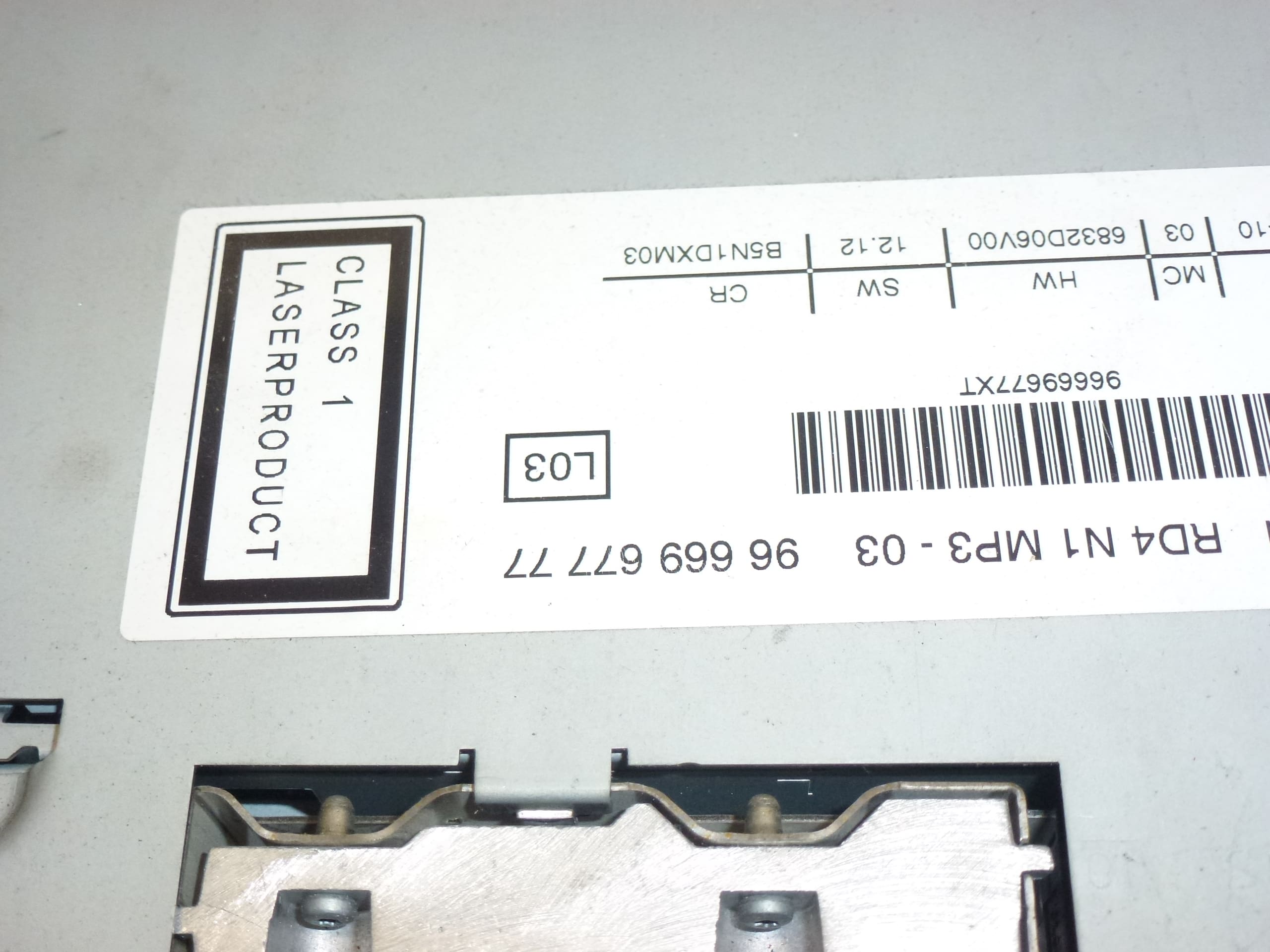 Automobilski radio s CD MP3 Citroën Peugeot 9666967777 6579FG - Slika 2