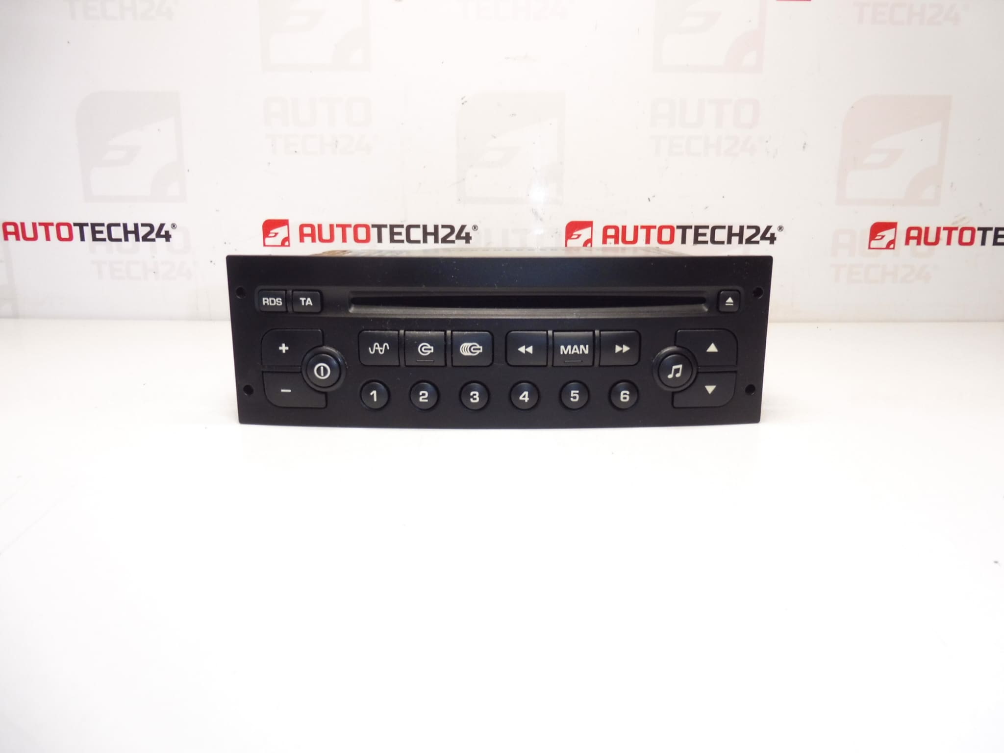 Auto radio sa CD-om Citroën Peugeot 96599990XT00