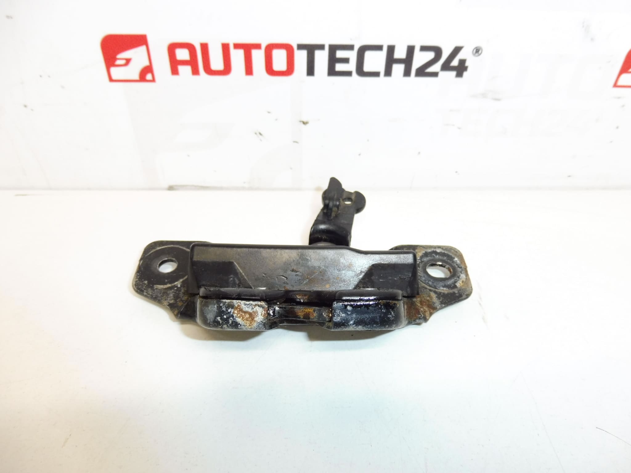 Poklop motora Citroën Peugeot 871962 - Slika 2