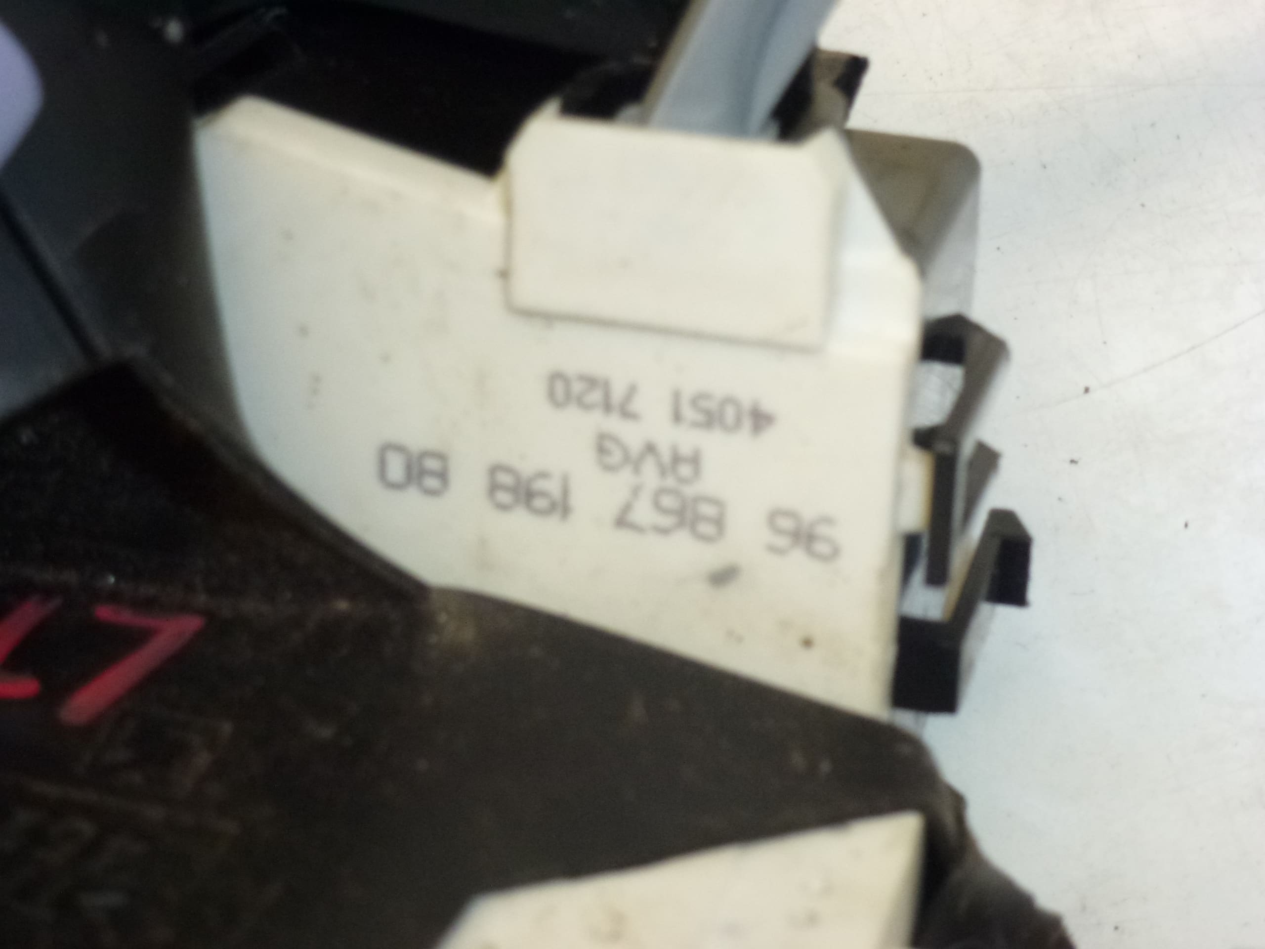 Lijeva prednja vrata Citroën C4 9686719880 9135FA - Slika 2