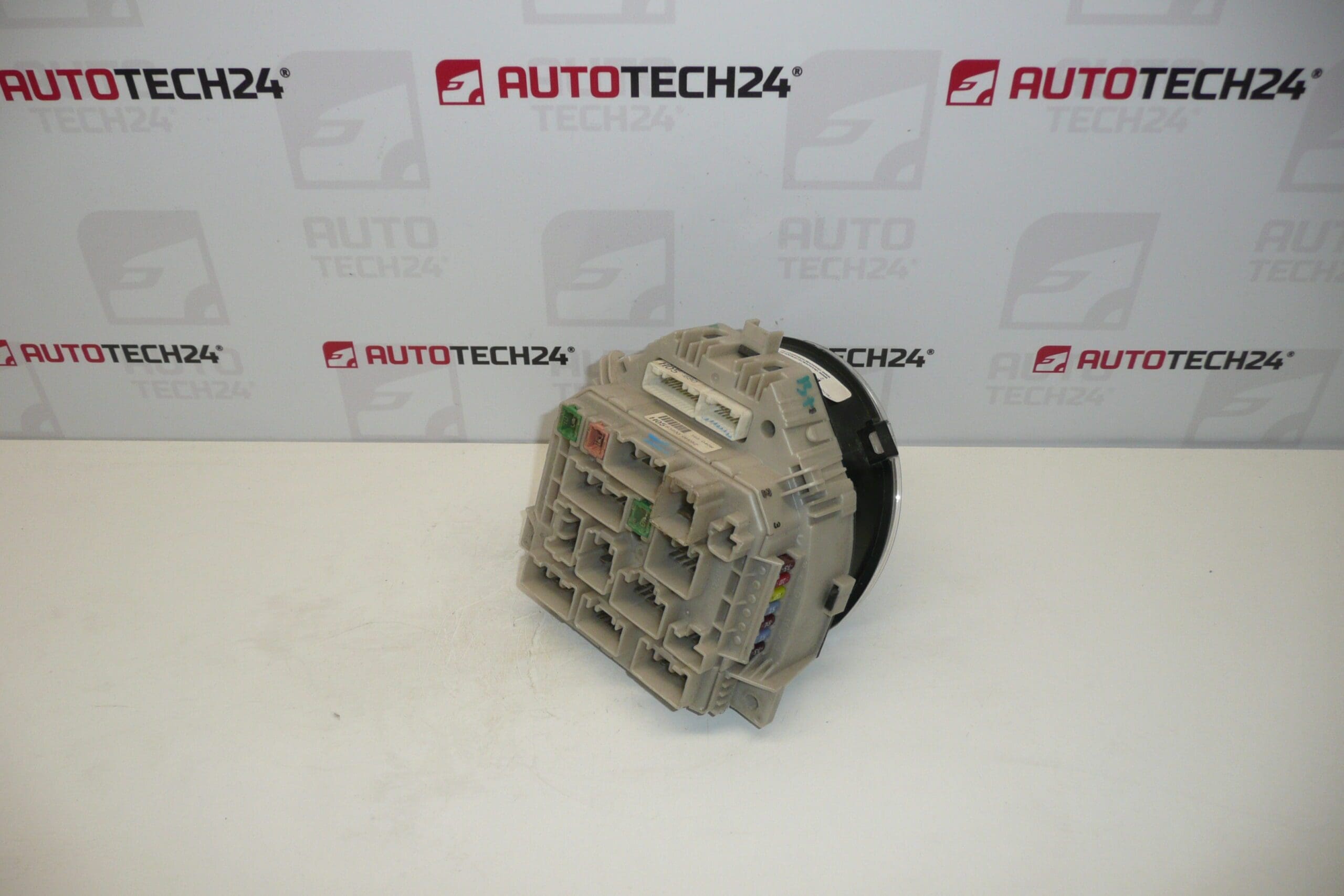 Tachometar Citroën C1 Peugeot 107 83800-0H052 - Slika 2