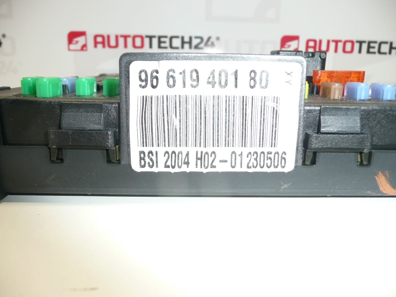 BSI 2004 H02-01 Citroën Peugeot 9661940180 - Slika 2