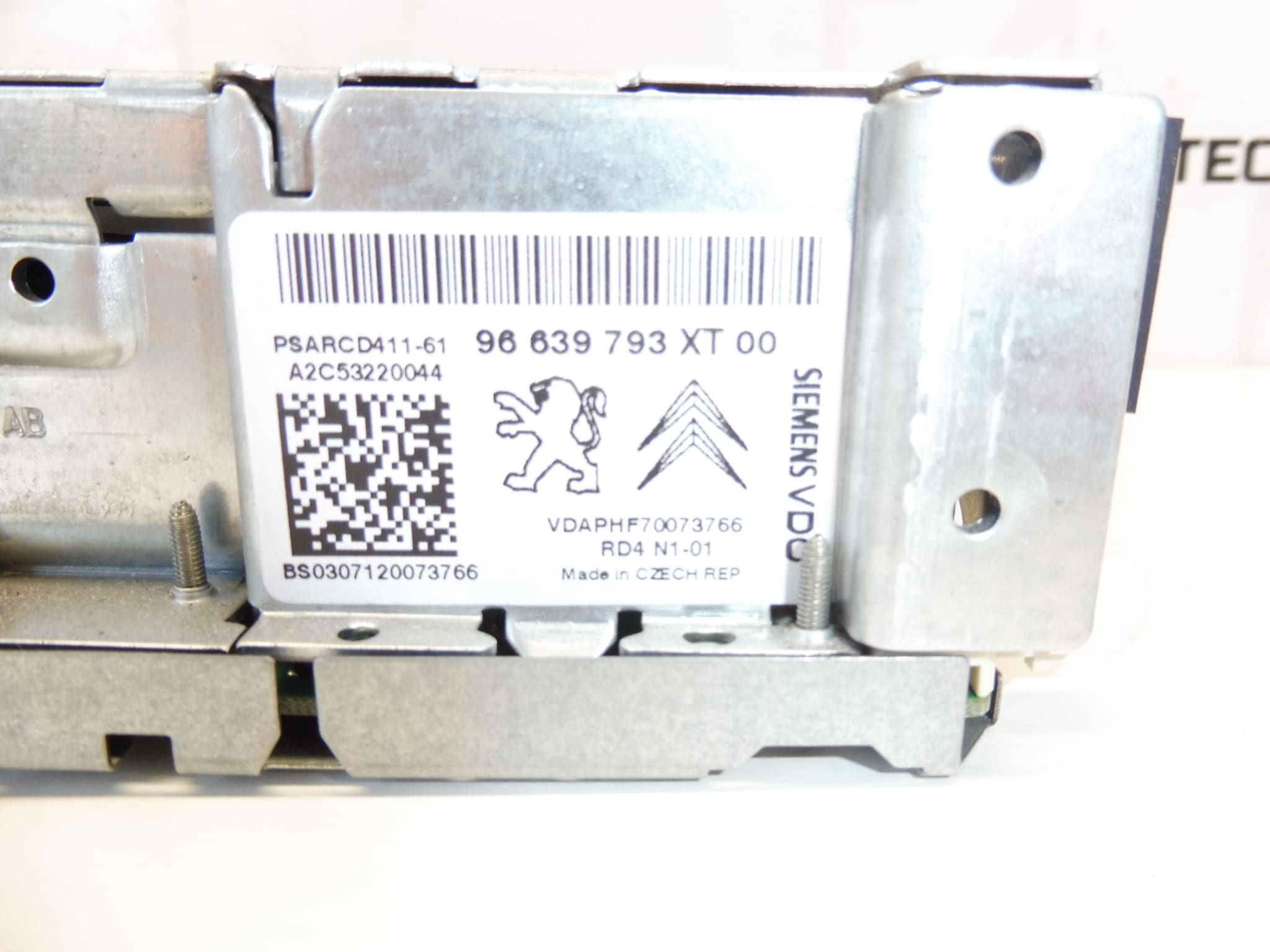 Radio CD Citroën Peugeot 96639793XT 16077504XT - Slika 2
