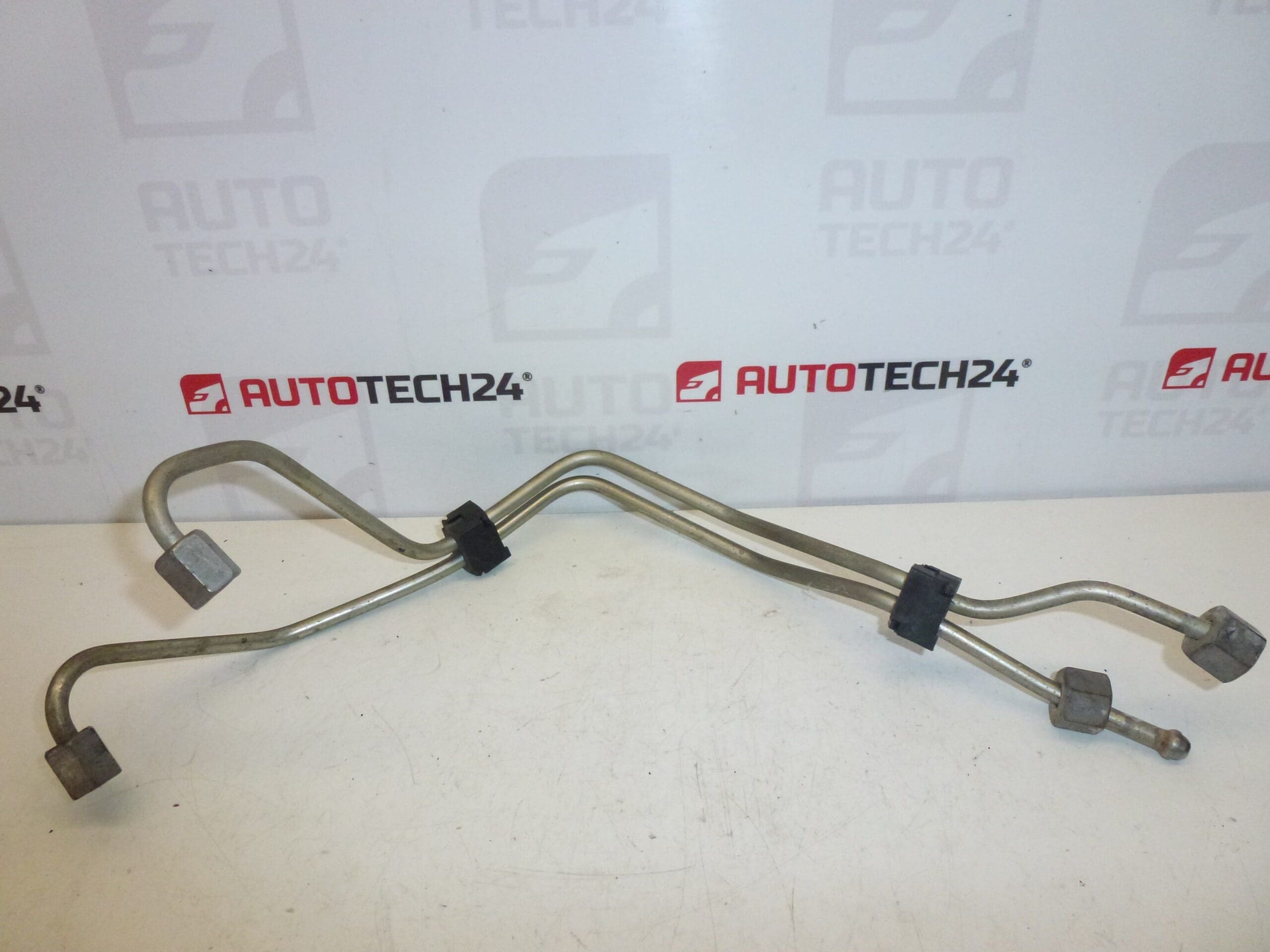 Ulazna injekcijska cijev RAIL Citroën Peugeot 1570G5 - Slika 2