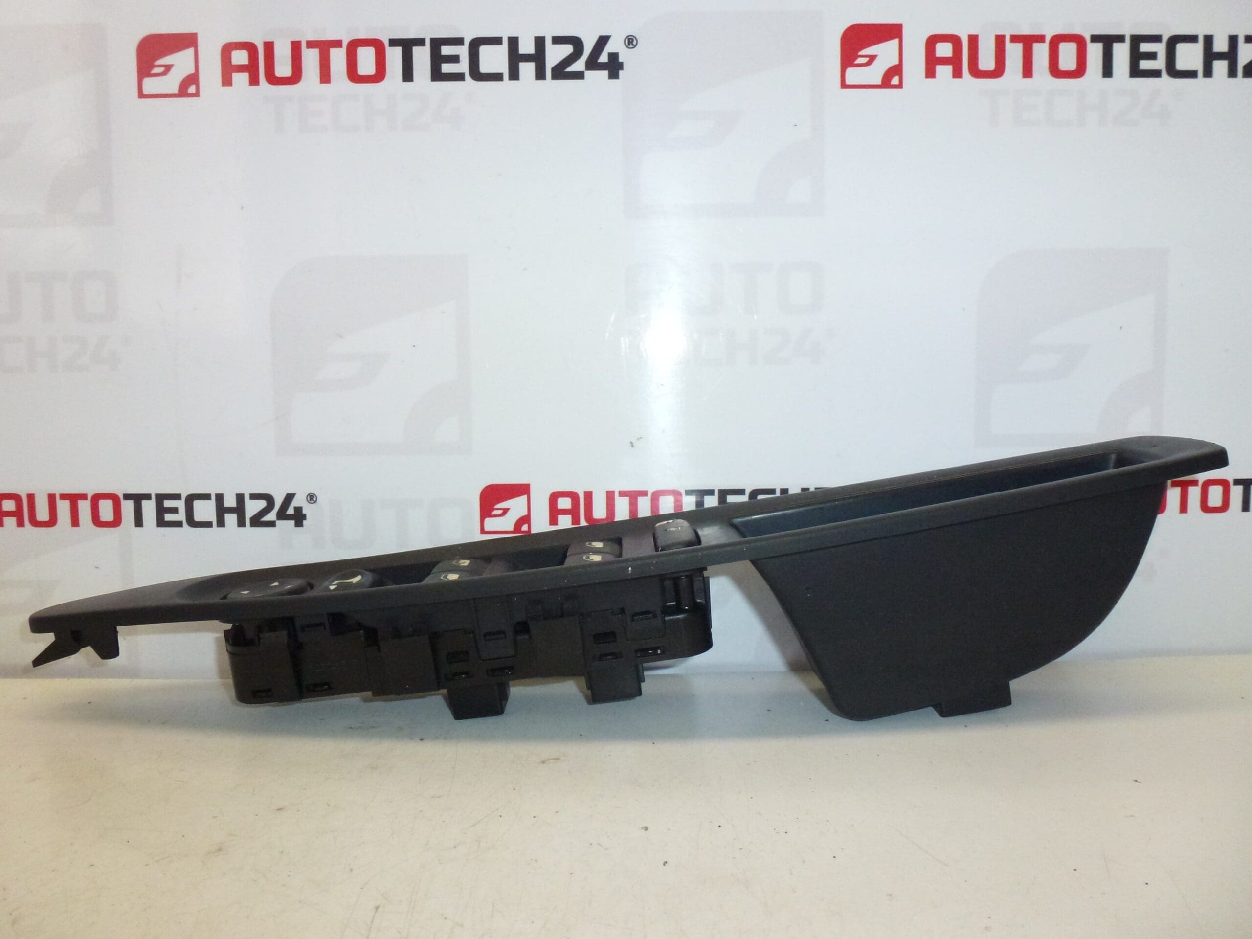 Prekidač prozora za Citroën C4 9651464577 6554HA - Slika 2