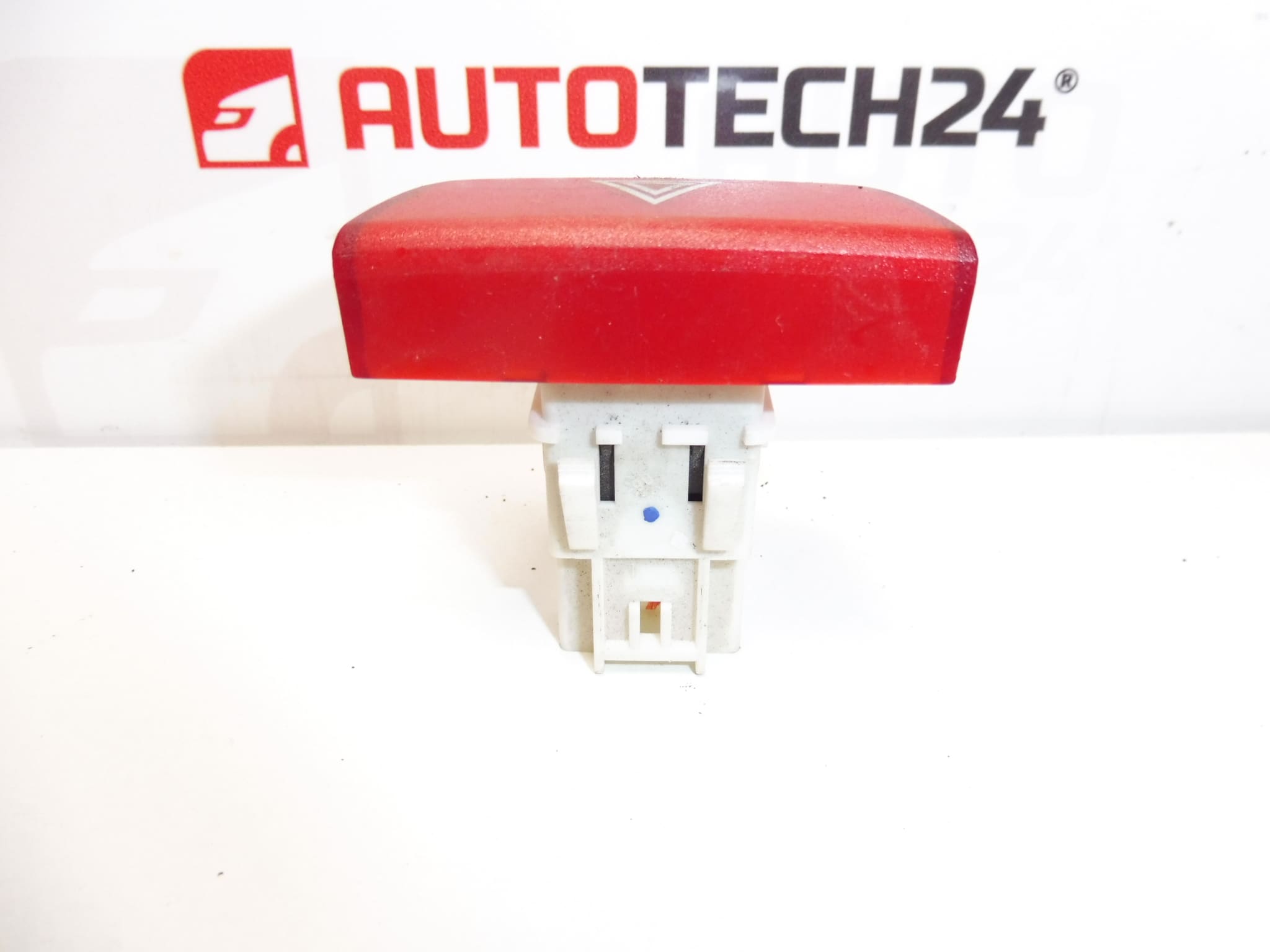 Prekidač Citroën C1 Peugeot 107 6554KW 6490NG s pukotinama - Slika 2