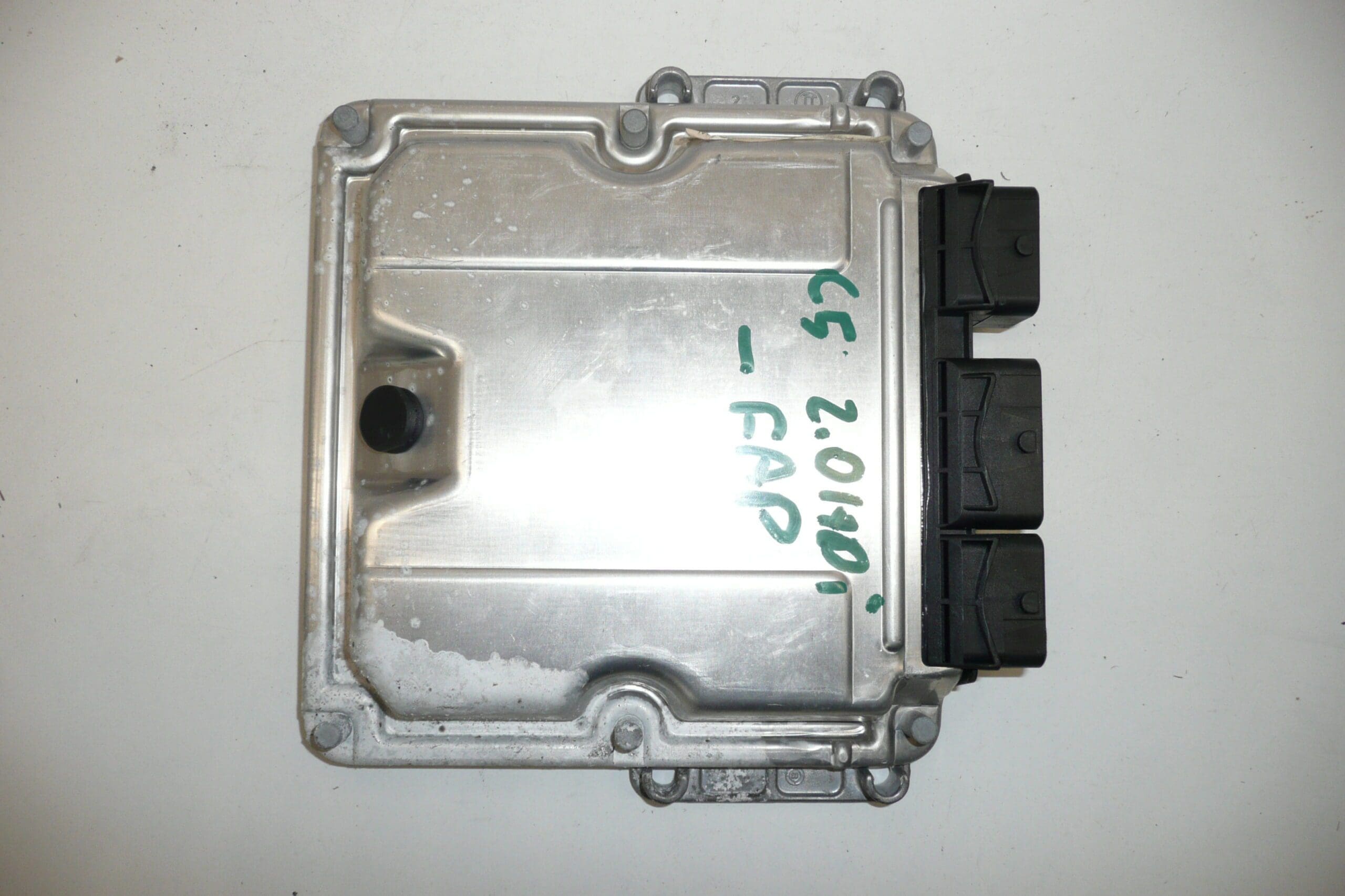 ECU Bosch EDC15C2 Citroën Peugeot 0281011340 - Slika 2