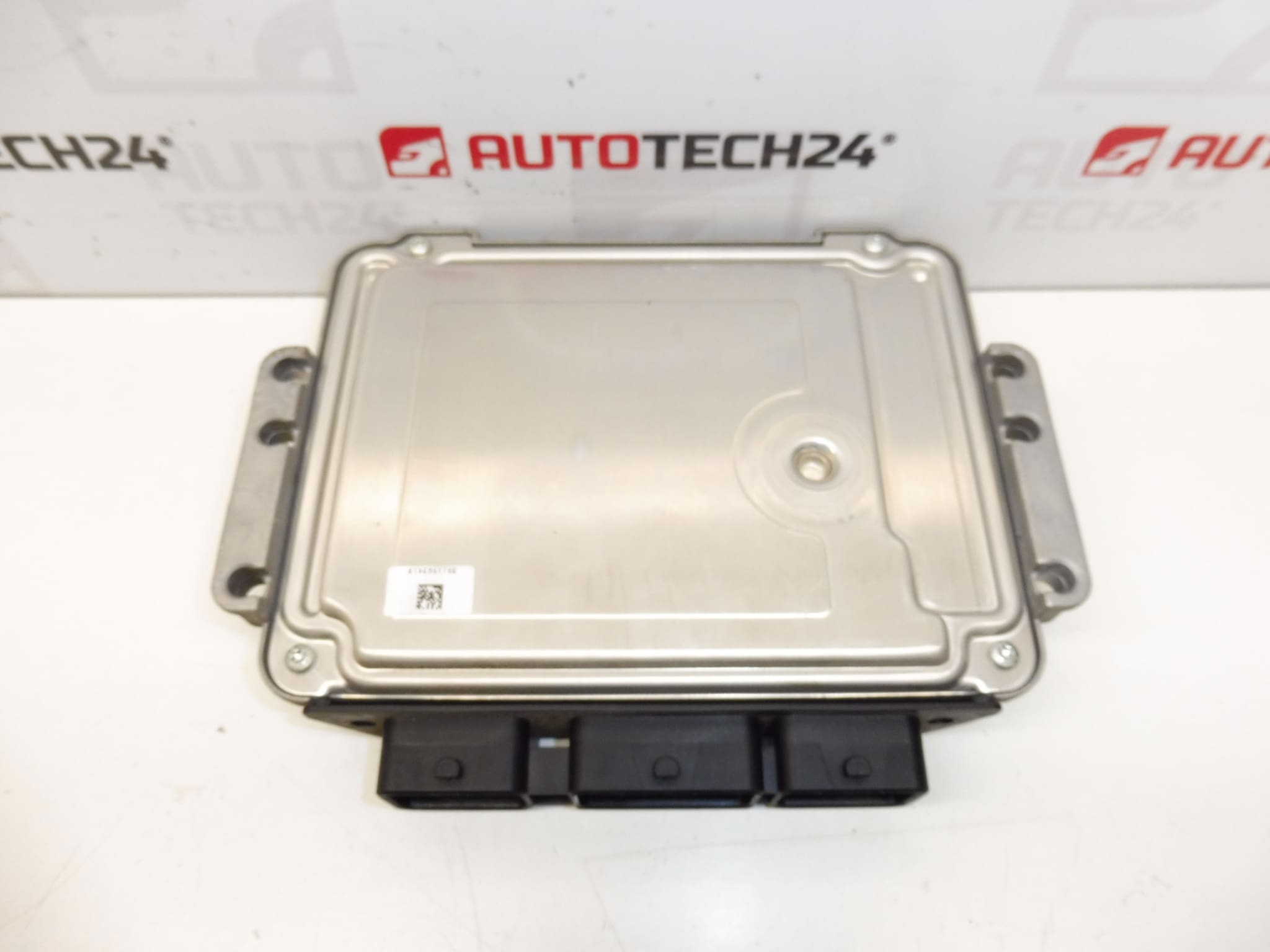 Upravljačka Jedinica (ECU) Bosch EDC16C34 Citroën Peugeot 0281011966 9663190880 - Slika 2