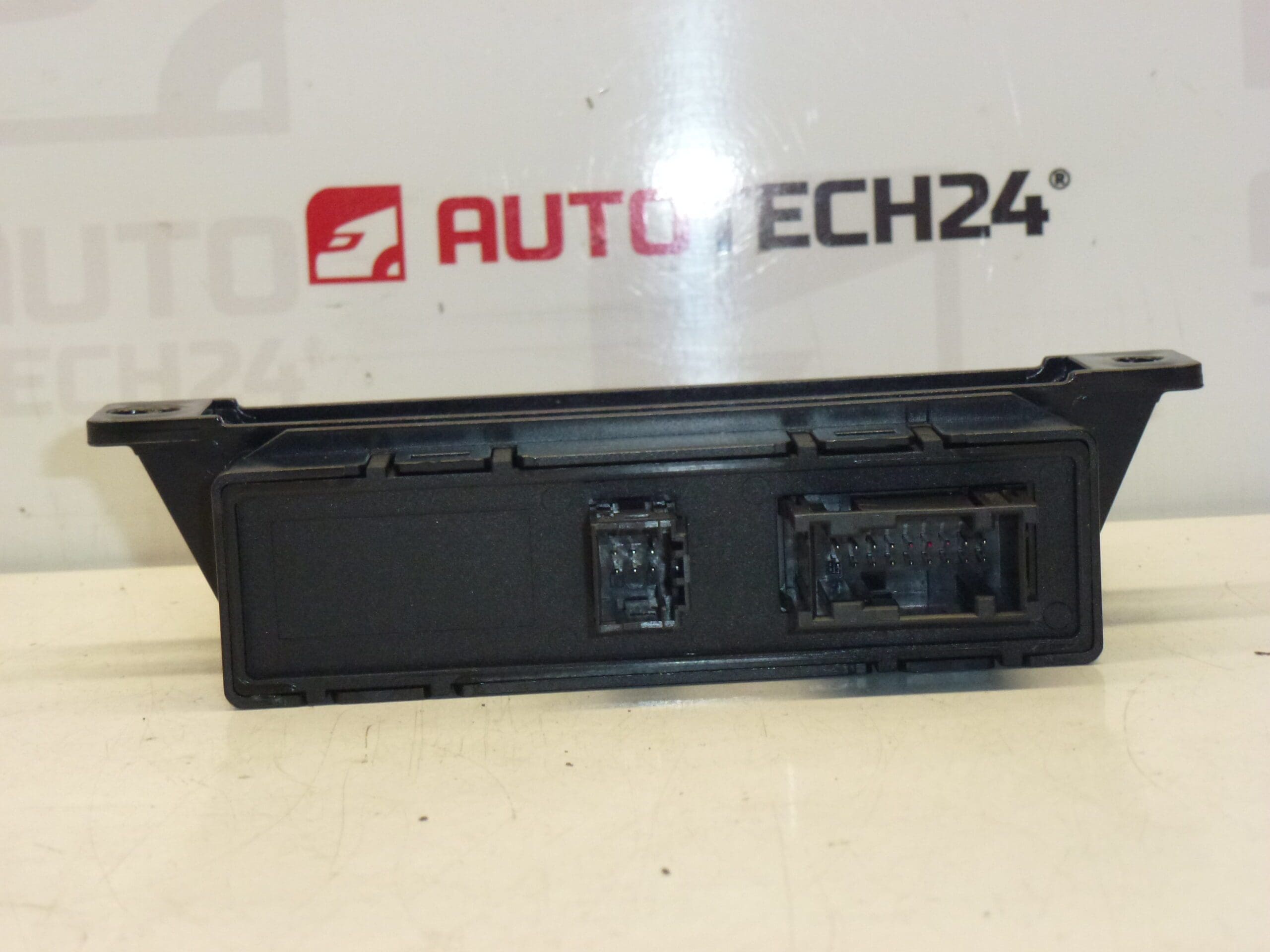 ECU PDC Peugeot 407 9656174280 9659350680 - Slika 2