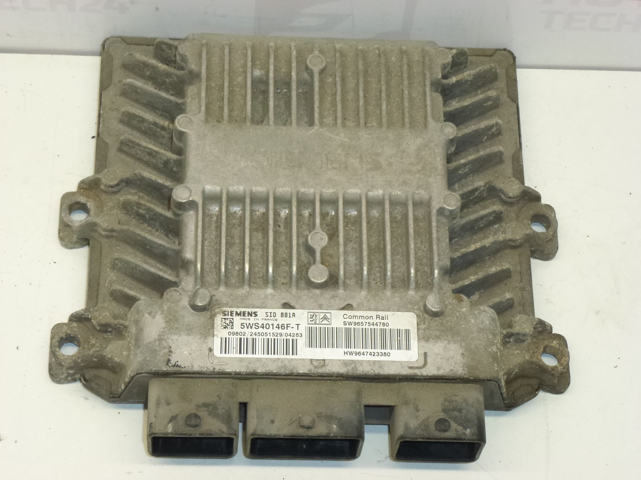 ECU Siemens SID 801A Citroën Peugeot 9647423380 5WS40146F-T - Slika 2