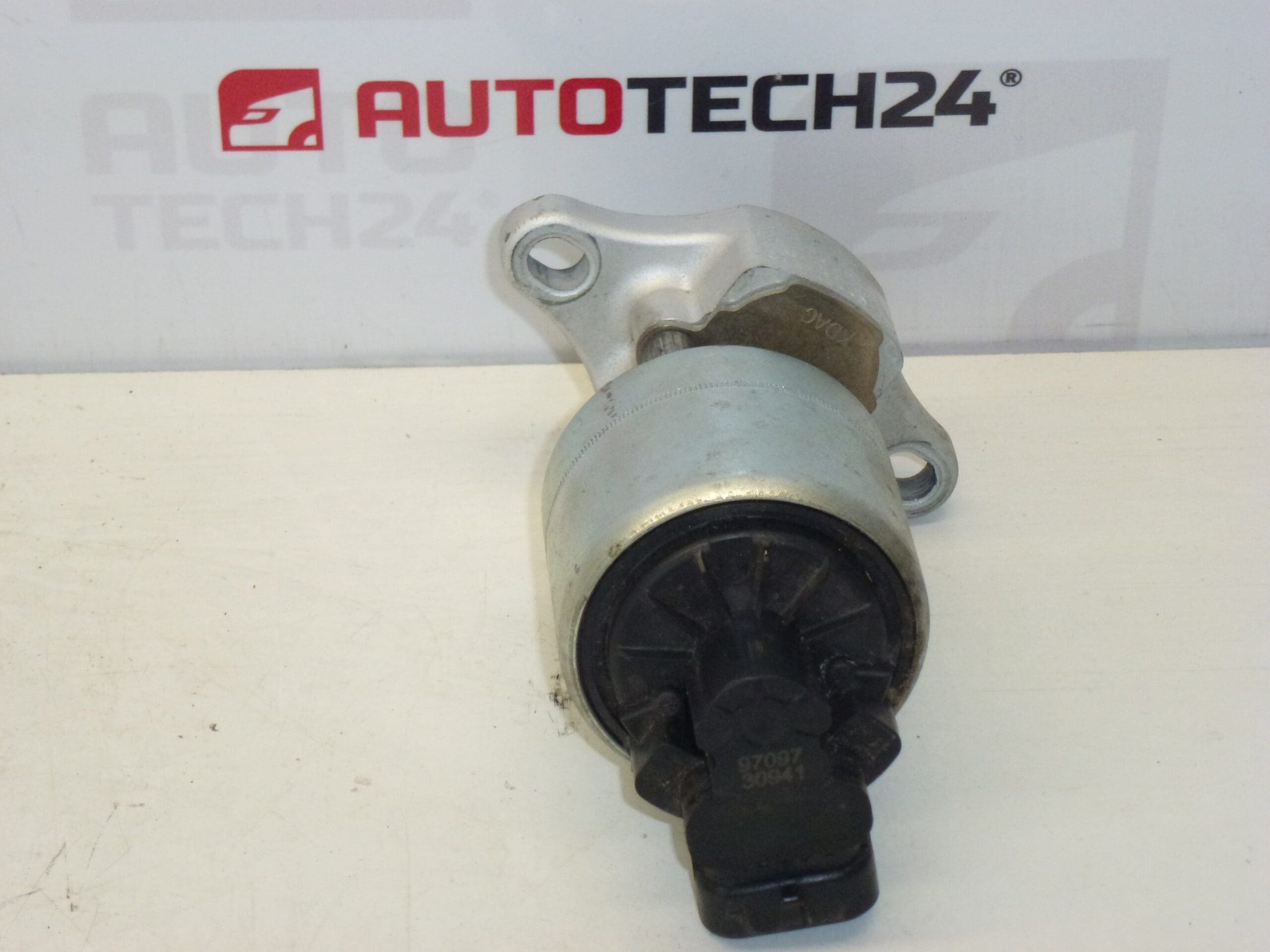 EGR ventil 1,8 16V Citroën Peugeot 1928JF - Slika 2