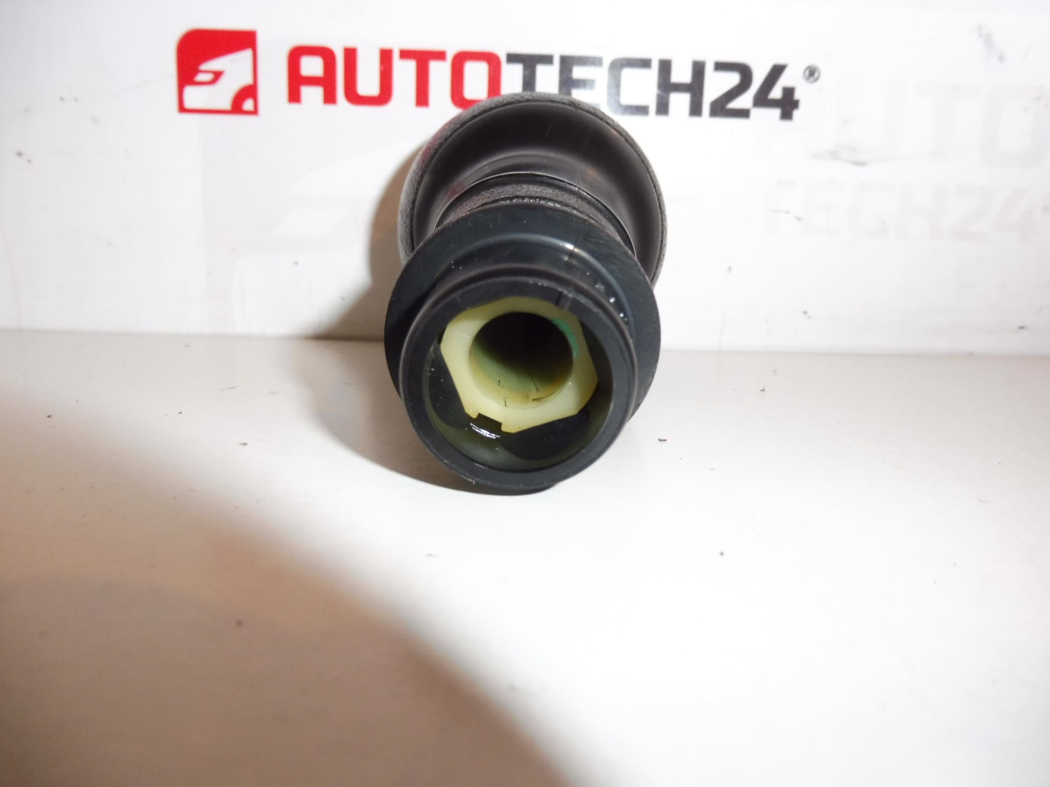 Citroën Peugeot 2403CL Glava Mjenjača - Slika 2