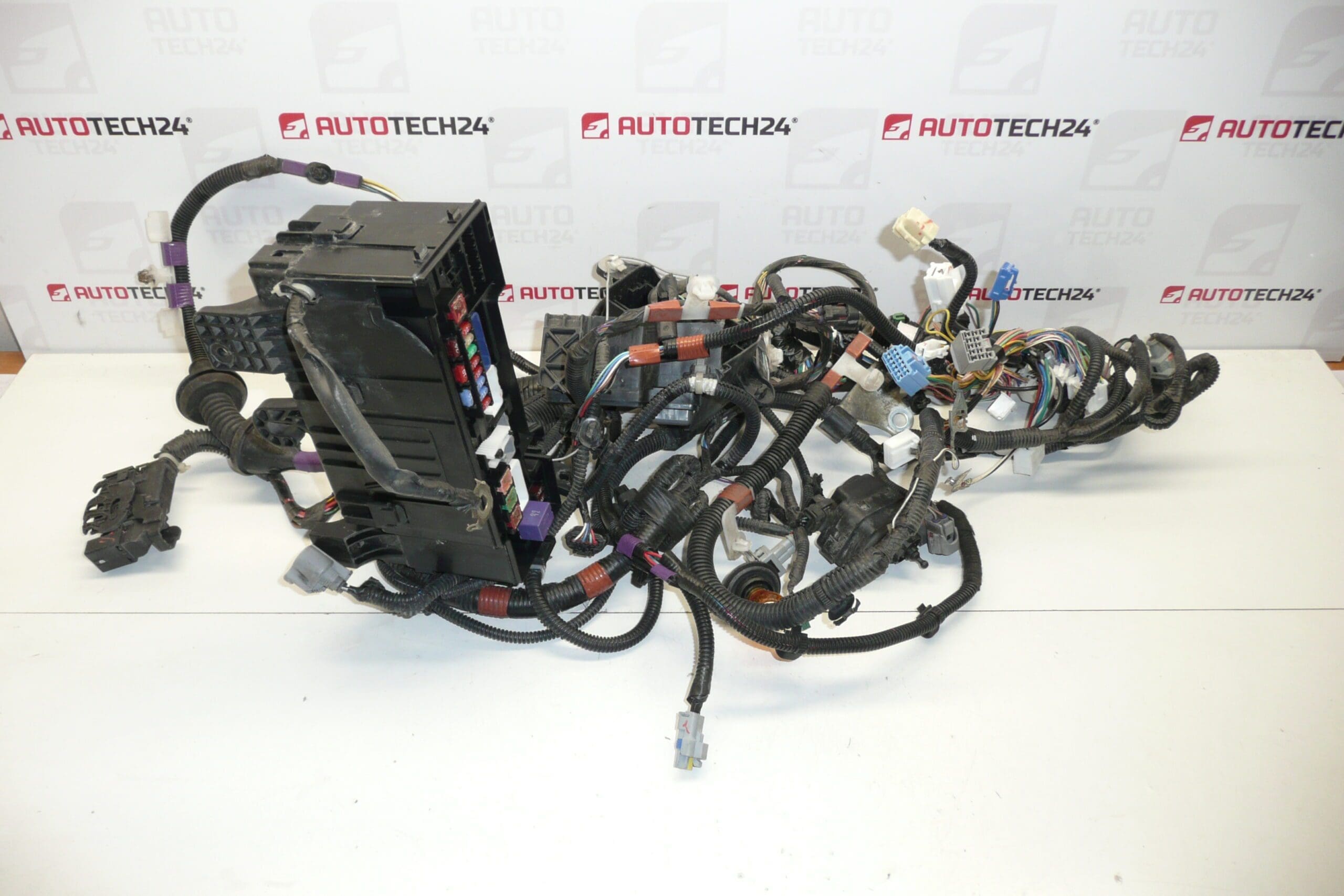 Citroën Peugeot 1.0 KR 821110H051 6595G8 - Slika 2