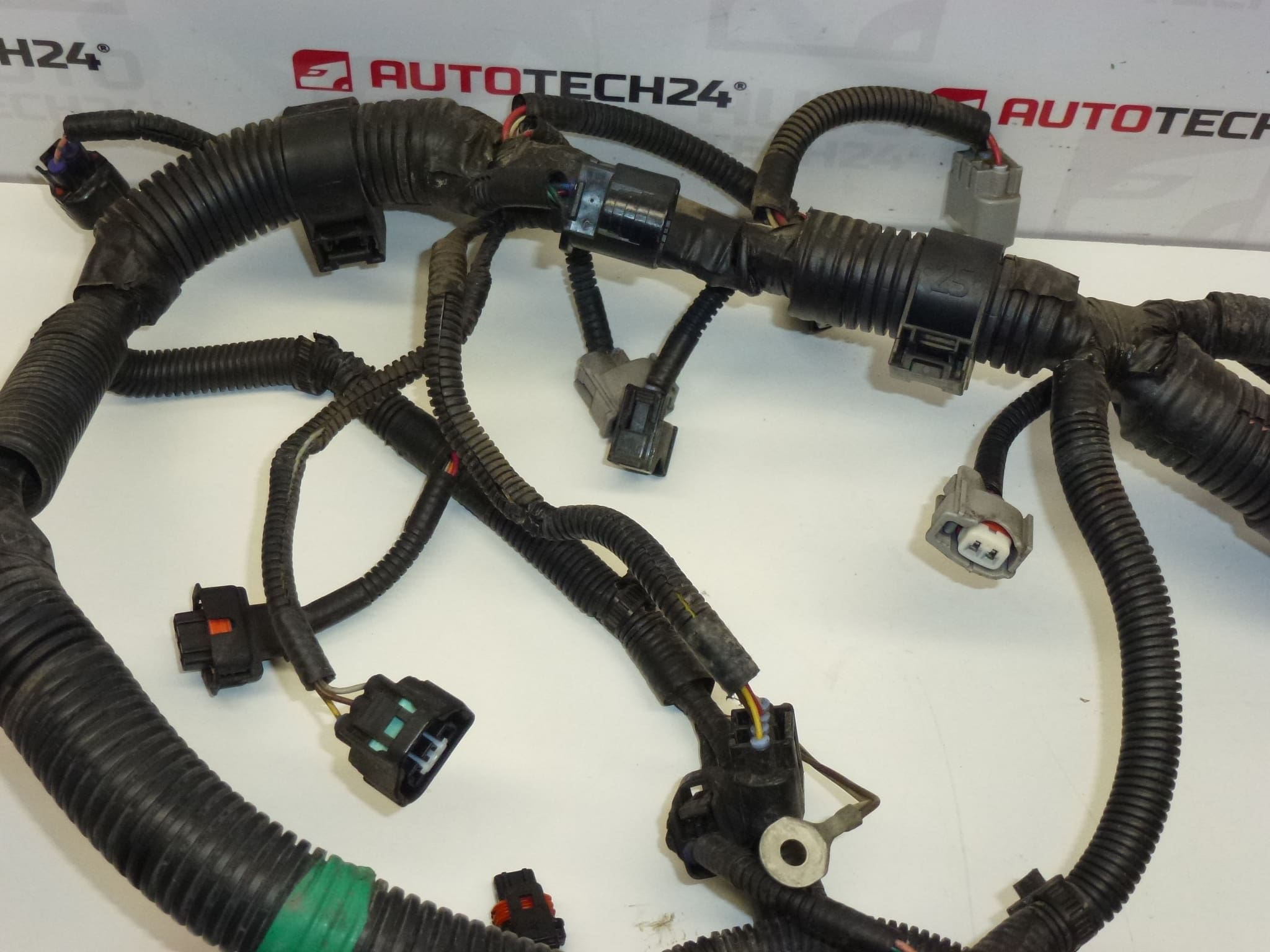 PSA Grupa 1.0 KR 821210H0110 656973 658525 - Slika 2