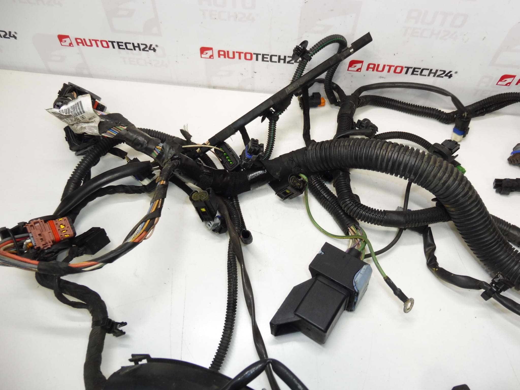 Kabelski snop motora Peugeot 307 2.0 HDi 9663581780 9663581680 6569FH - Slika 2