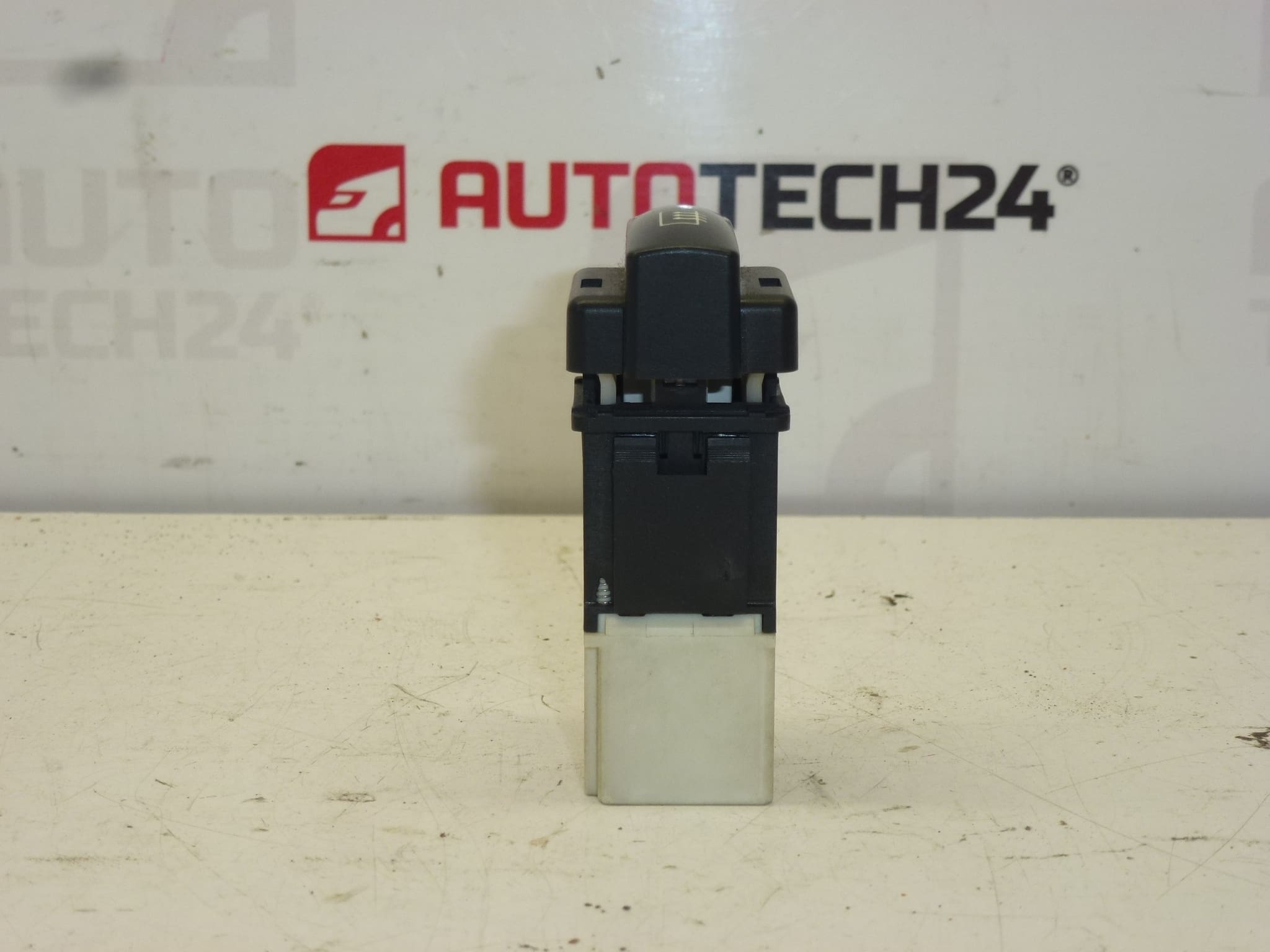 Upravljač stražnjeg stakla za Citroën PSA Peugeot 655497 - Slika 2