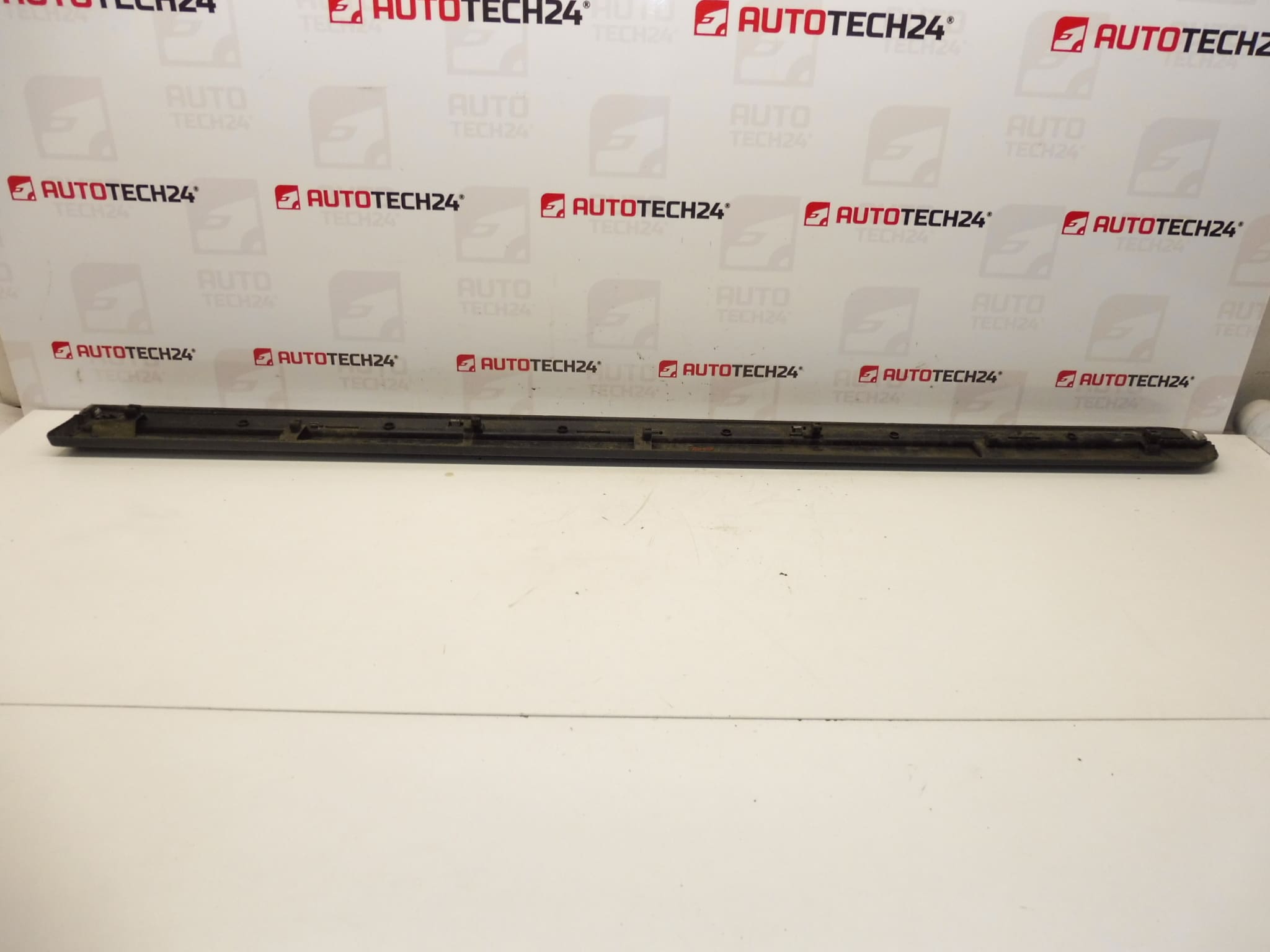 Letvica stražnjih desnih vrata Citroën C8 Peugeot 807 EYJ 1401029677 8546W3 - Slika 2