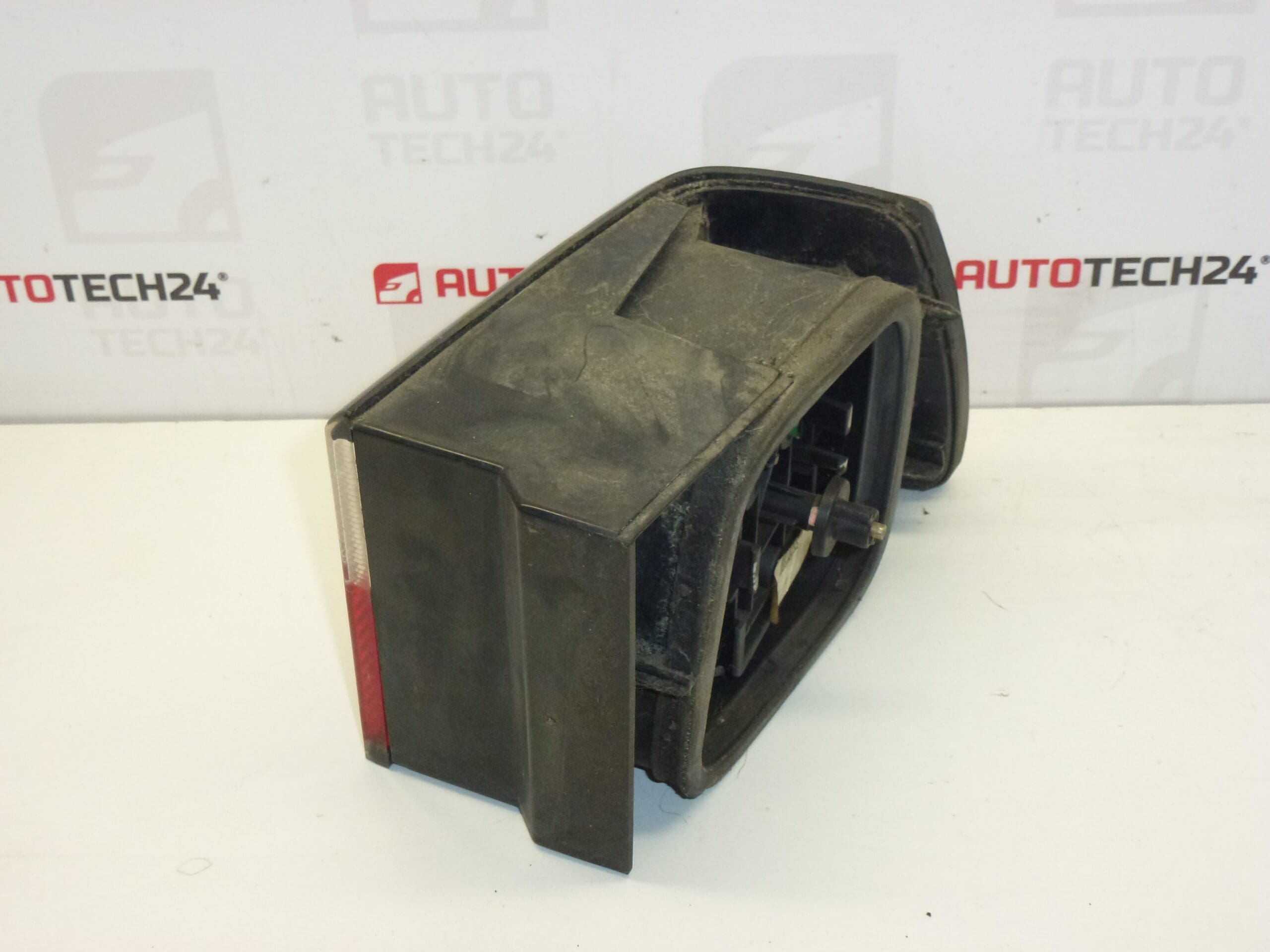 Lijeva stražnja svjetla Citroën Xantia 6350K0 - Slika 2