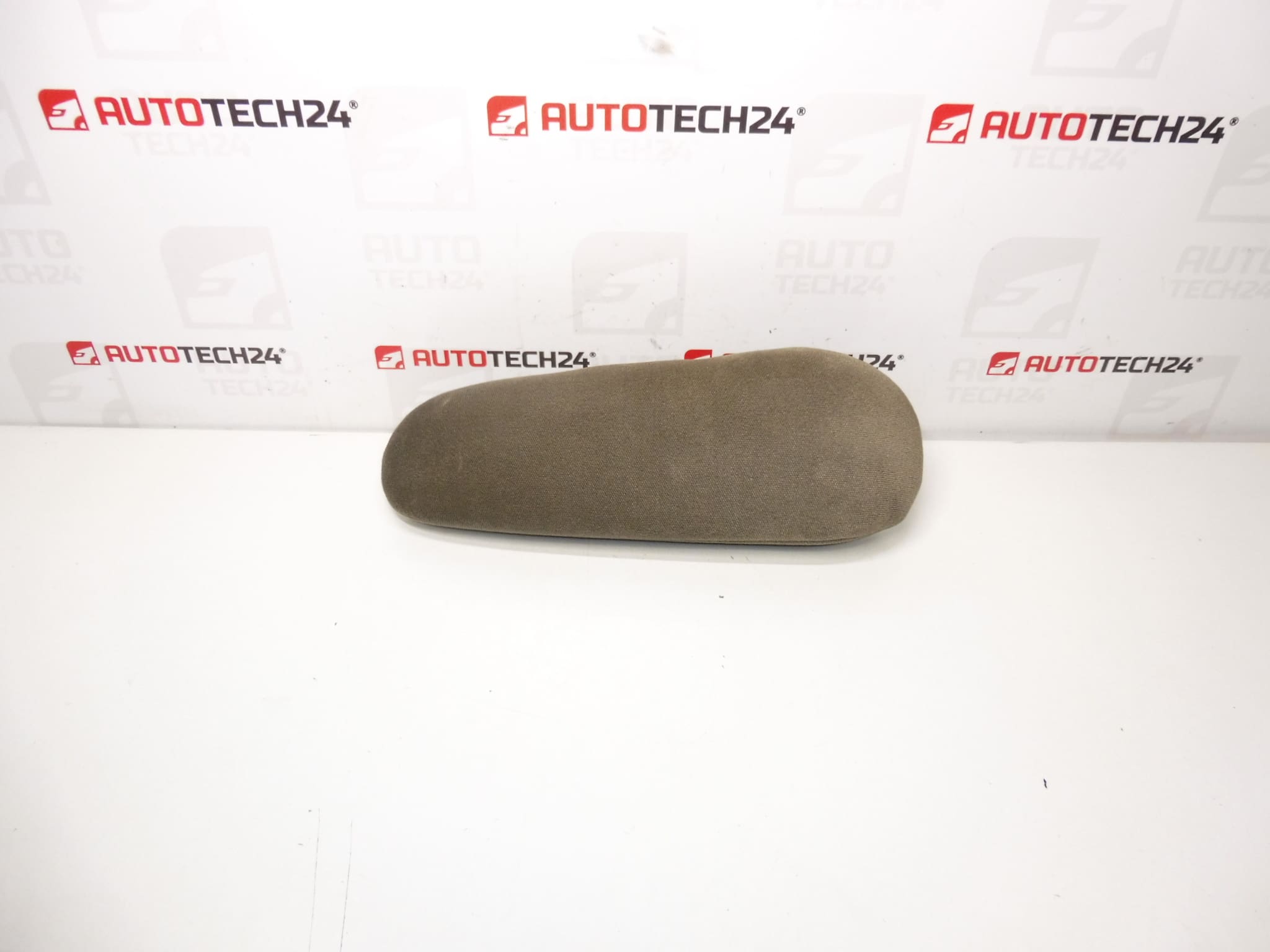 Lijevi naslon za ruku Citroën Peugeot 8830P8