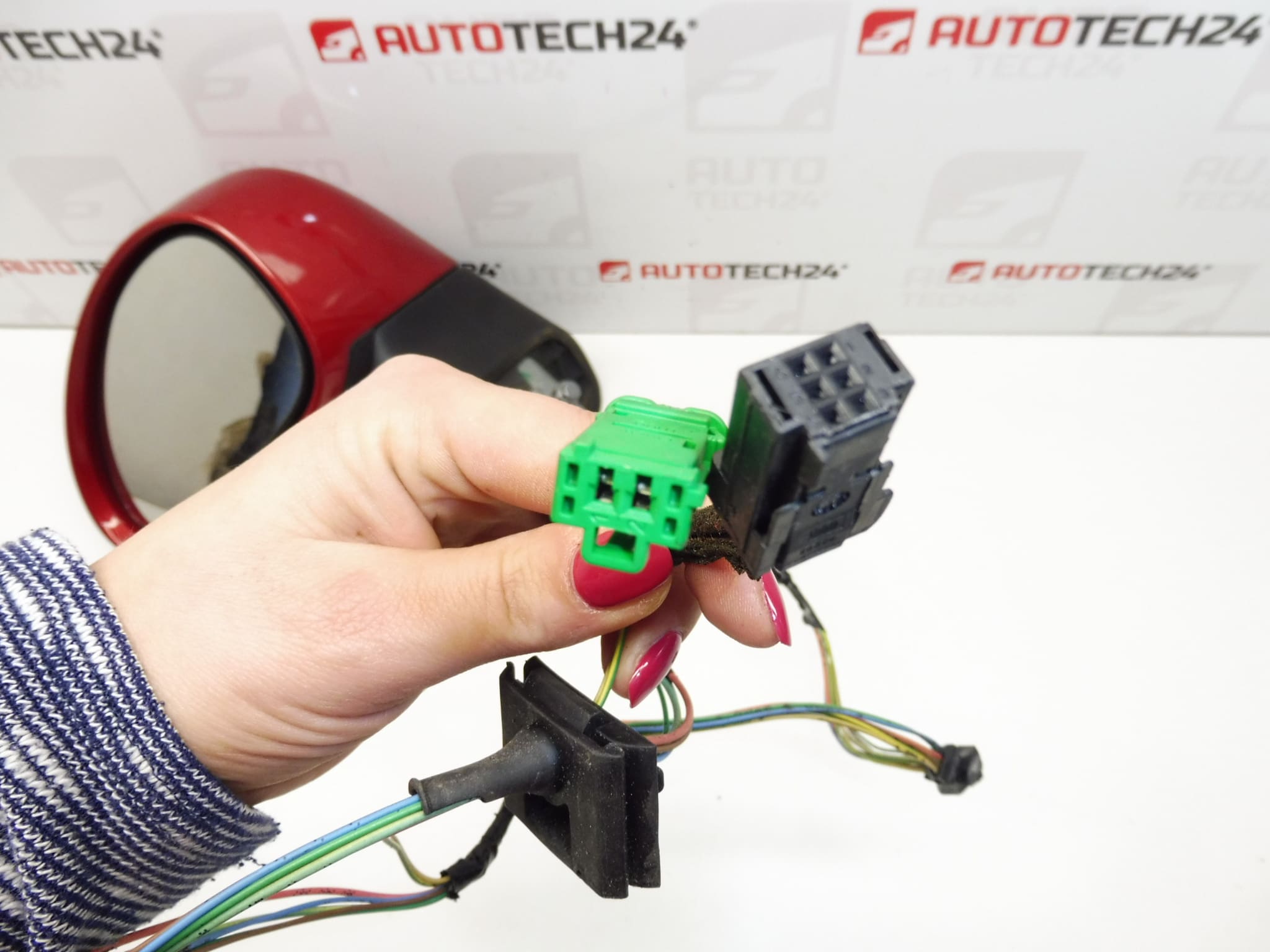 Lijevo vanjsko ogledalo Citroën C4 EKQD 96548384 8149ZW - Slika 2