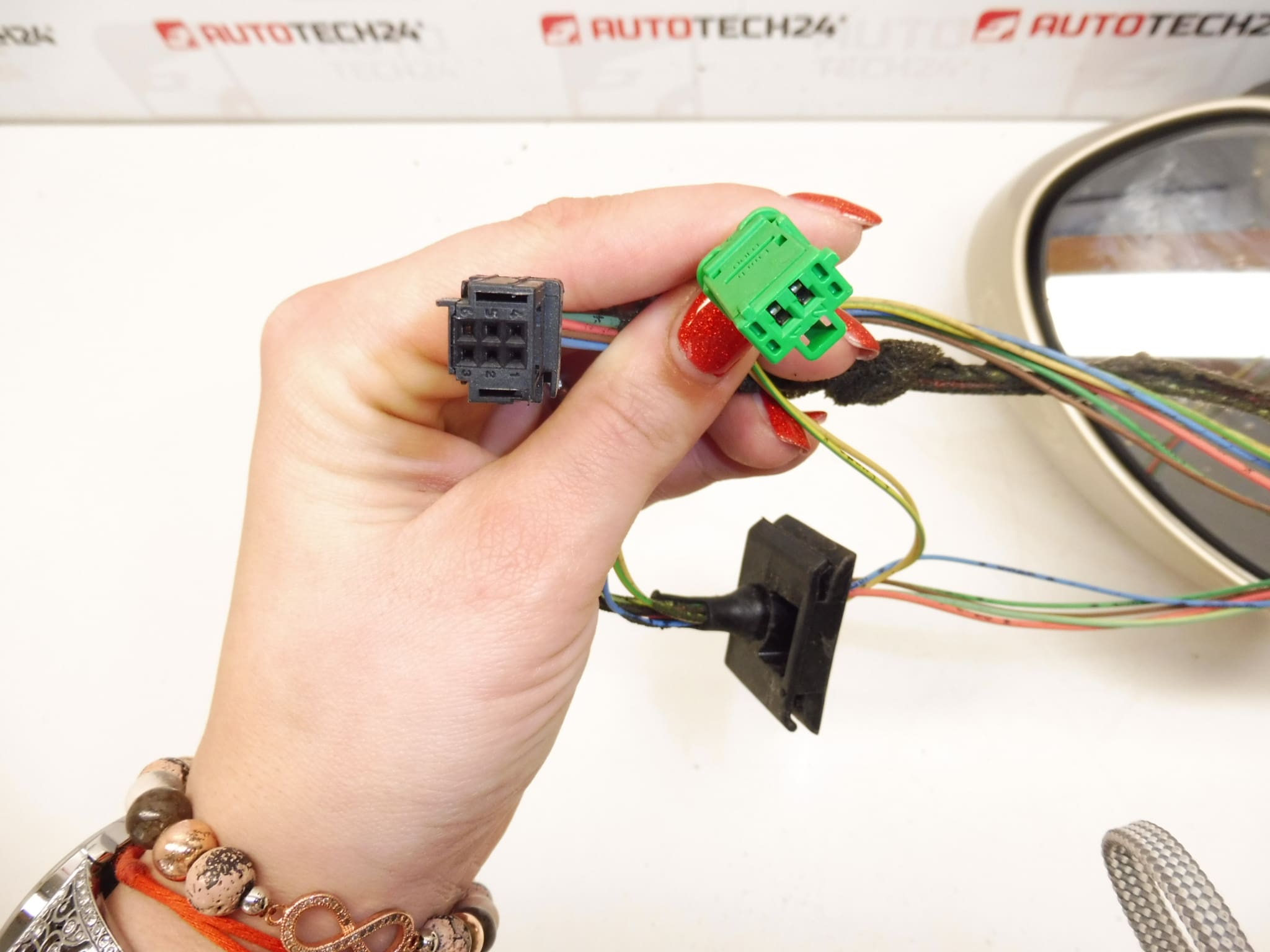 Lijevi vanjski retrovizor Citroën C4 KCW 96548384 8149ZW - Slika 2