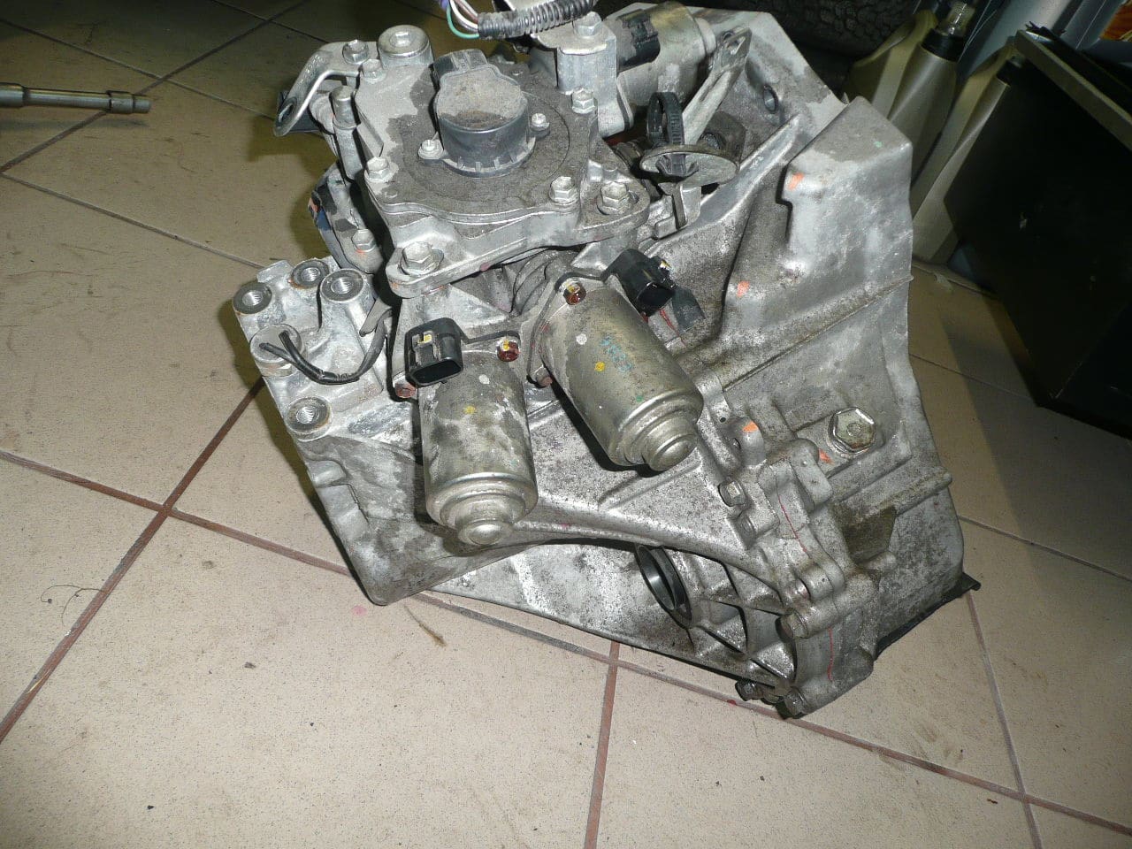 Citroën Peugeot 1.0i Sensodrive kompletan 2222QF - Slika 2