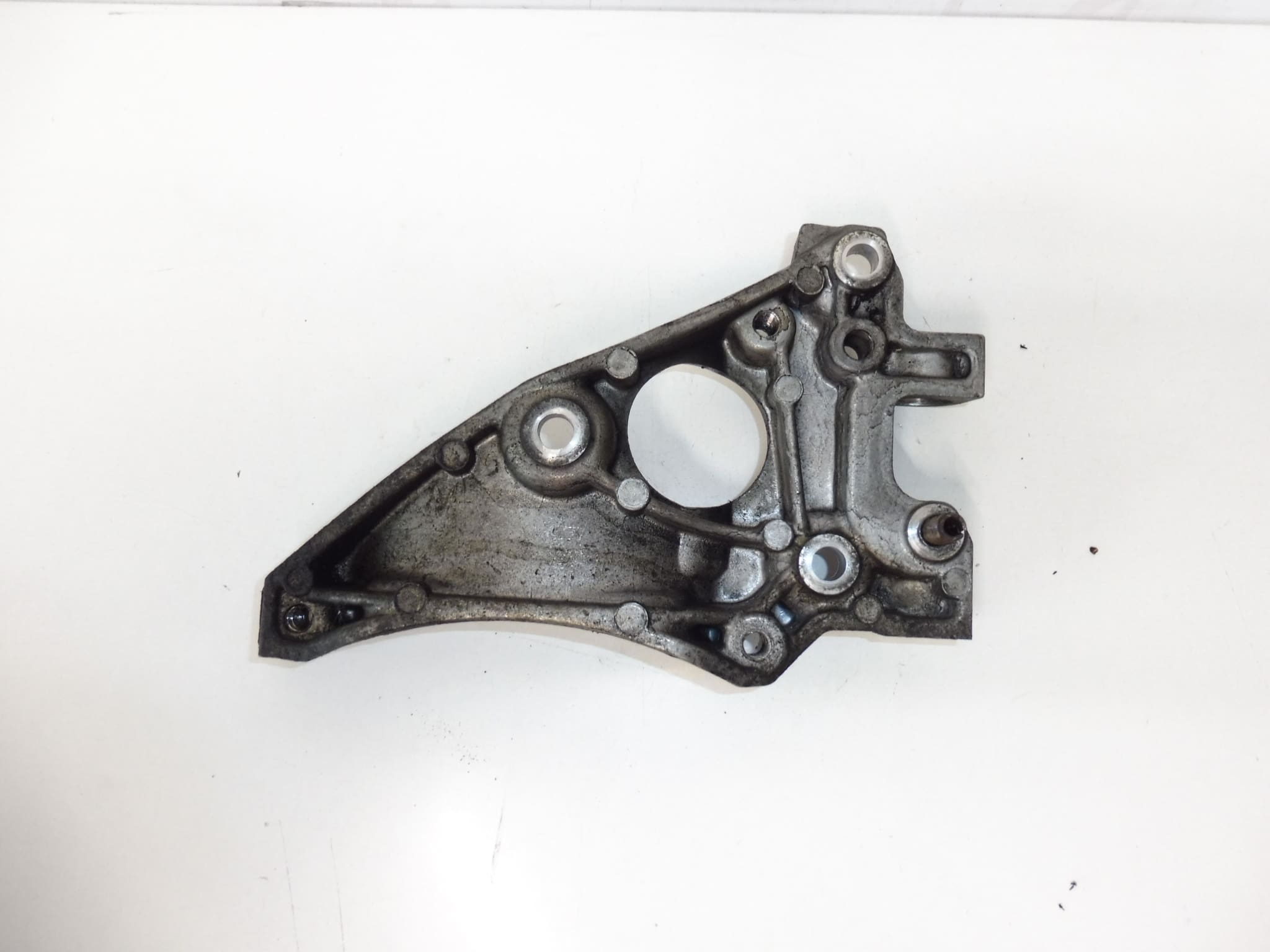 Držač kompresora klima uređaja Citroën Peugeot 1.6 e-HDI 9672950980 6453NS - Slika 2