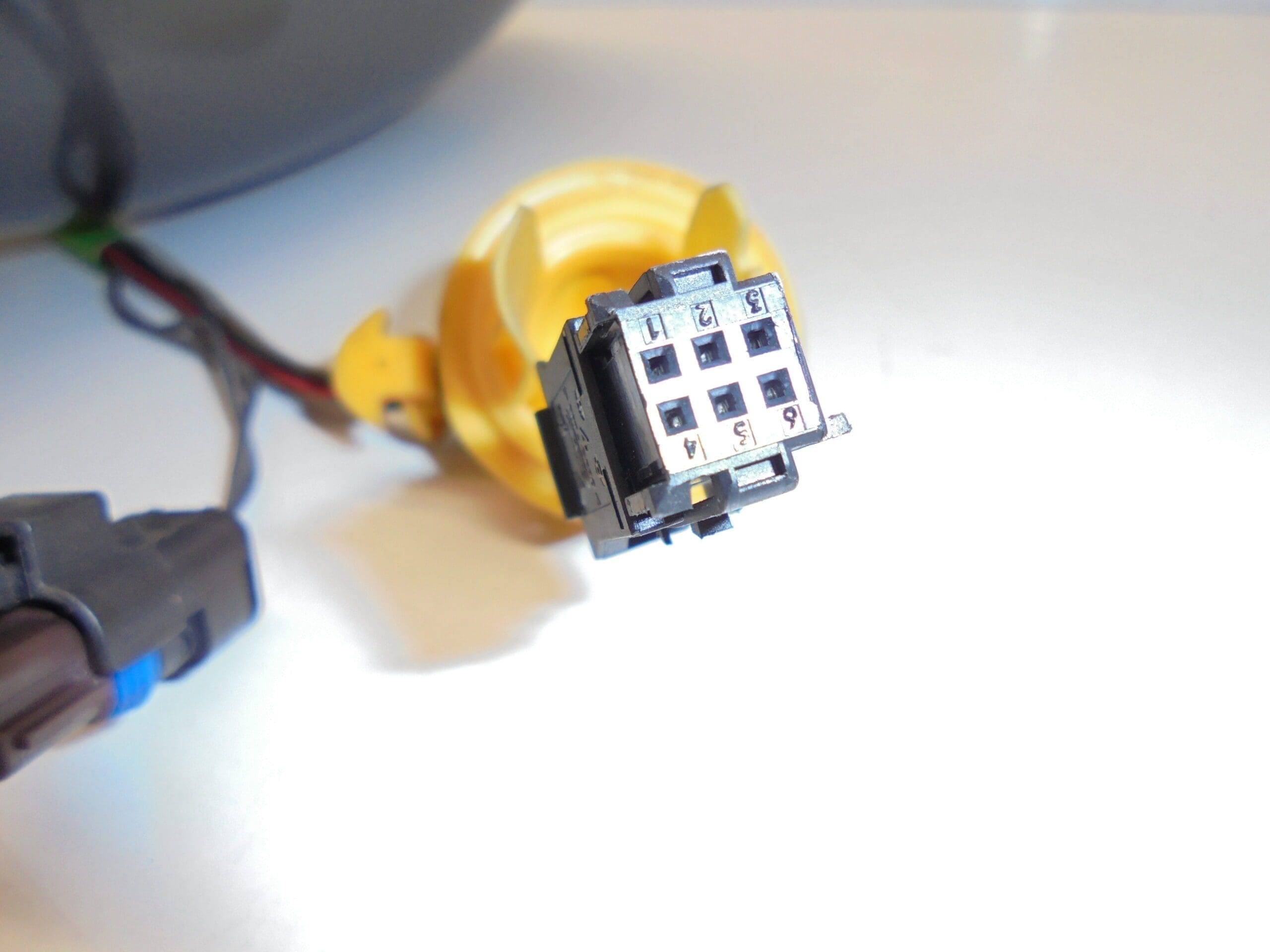 Desno ogledalo Peugeot 308 KTHB 8153NC - Slika 2