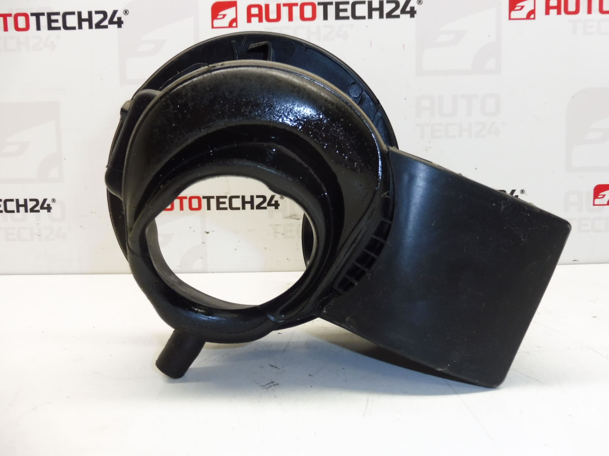 Usisna cijev spremnika za gorivo Citroën C4 Grand Picasso 9654052280 9685086780 1517E3 - Slika 2