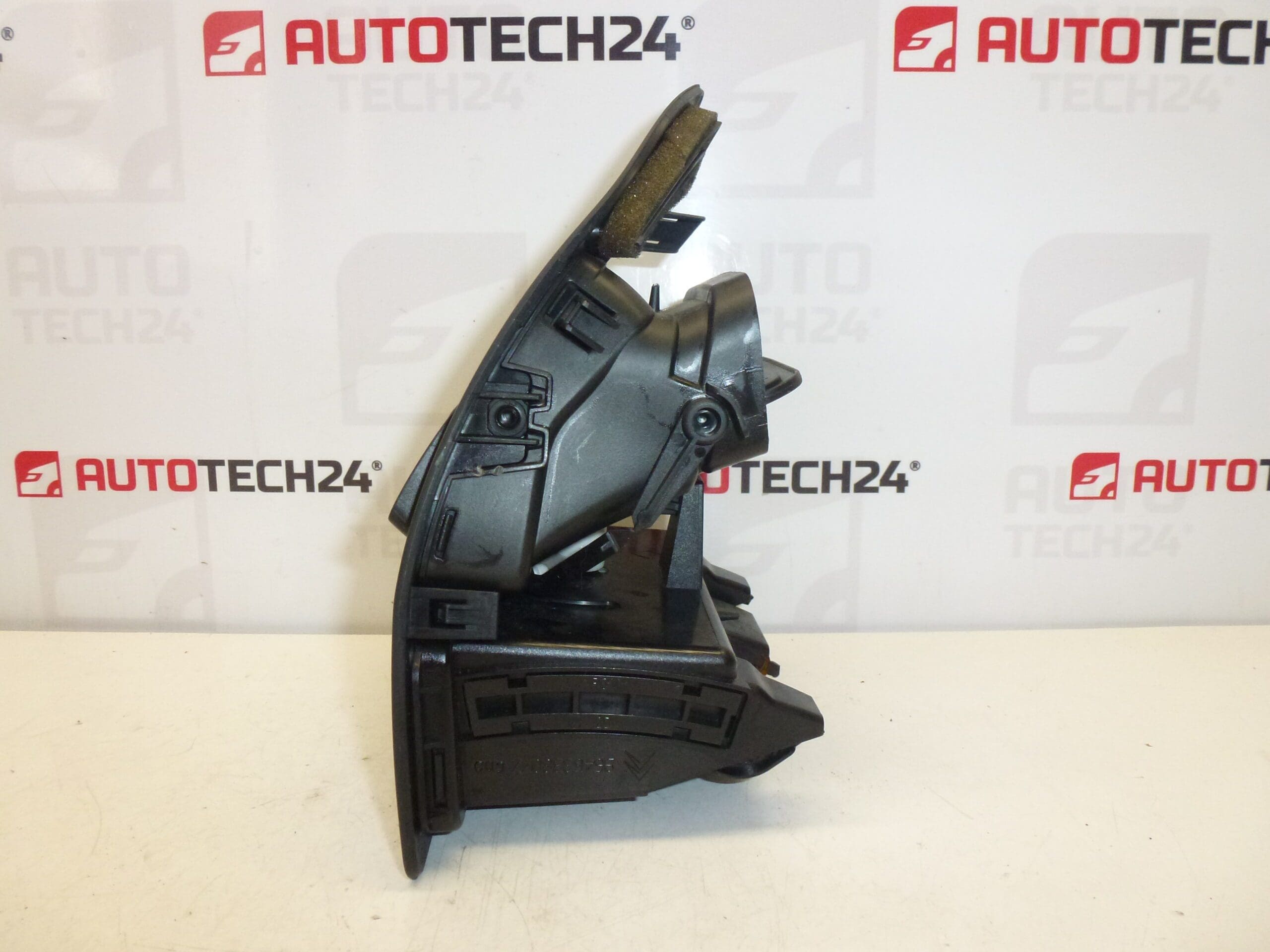 Ventilacijski otvor lijevi Citroën C4 9646338077 8265Q0 8265P8 - Slika 2
