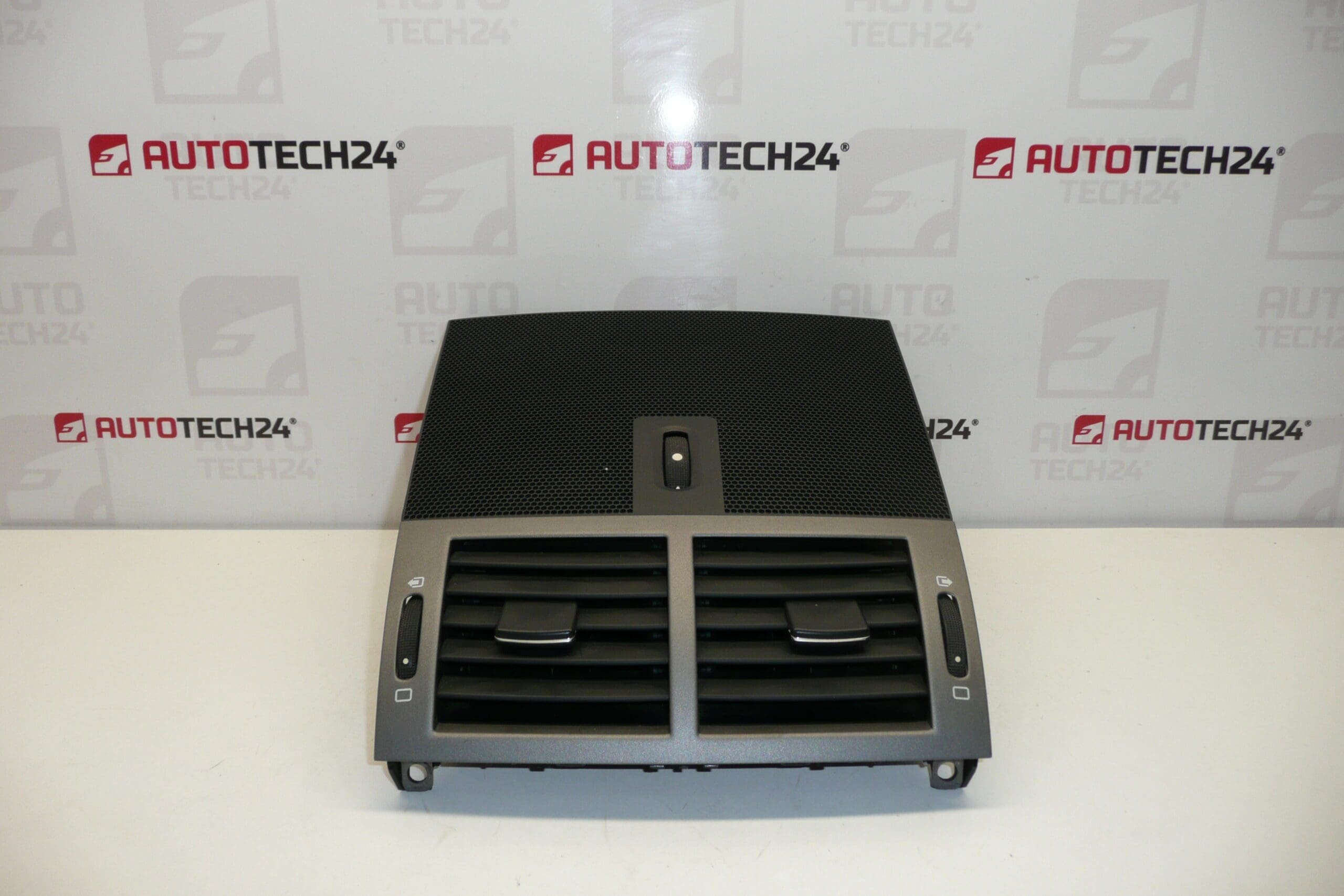 Otvori za zrak Peugeot 407 9644589777 8265L2