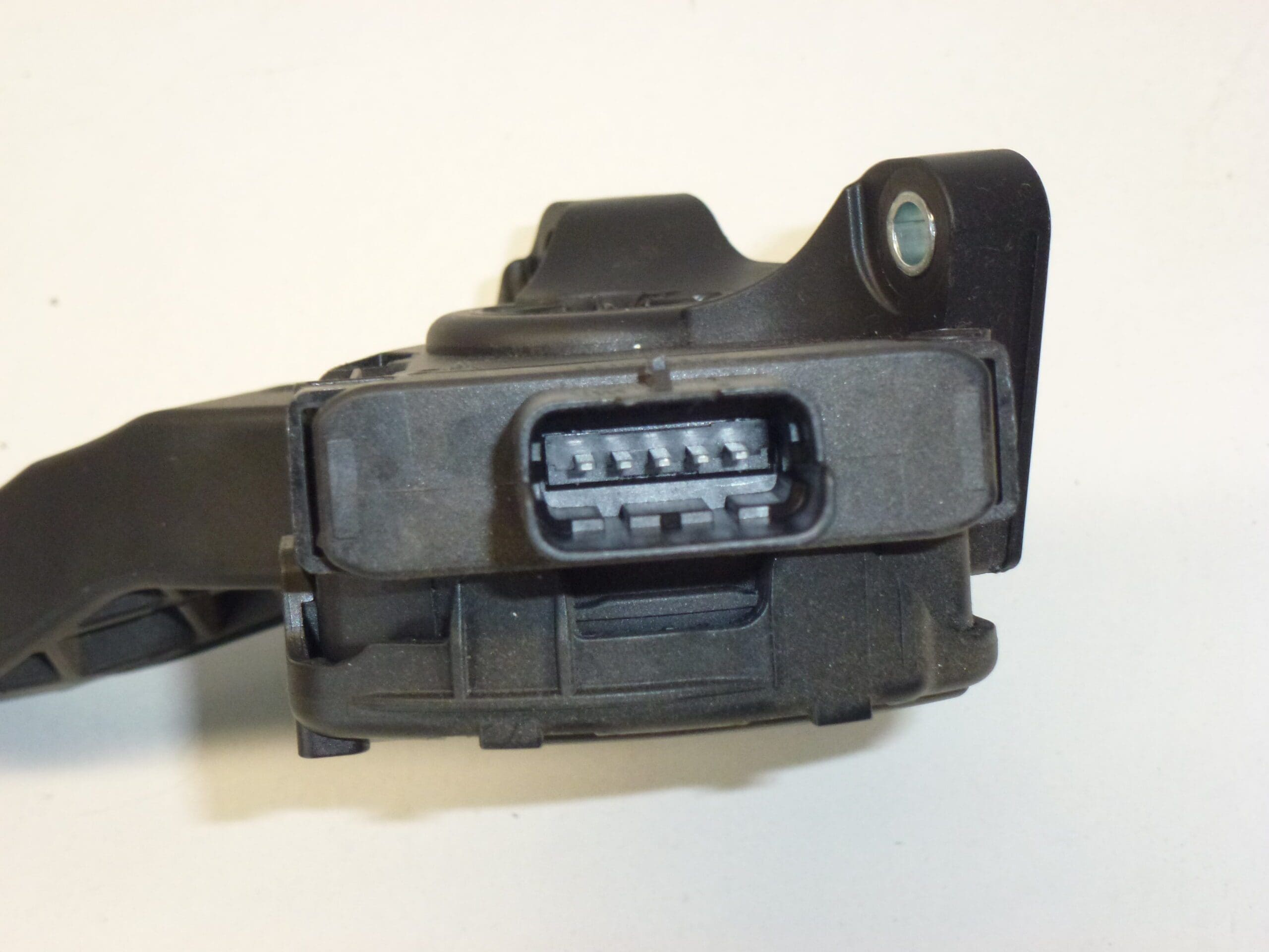 Hella pedala gasa Citroën Peugeot 9681530380 1601Y4 - Slika 2