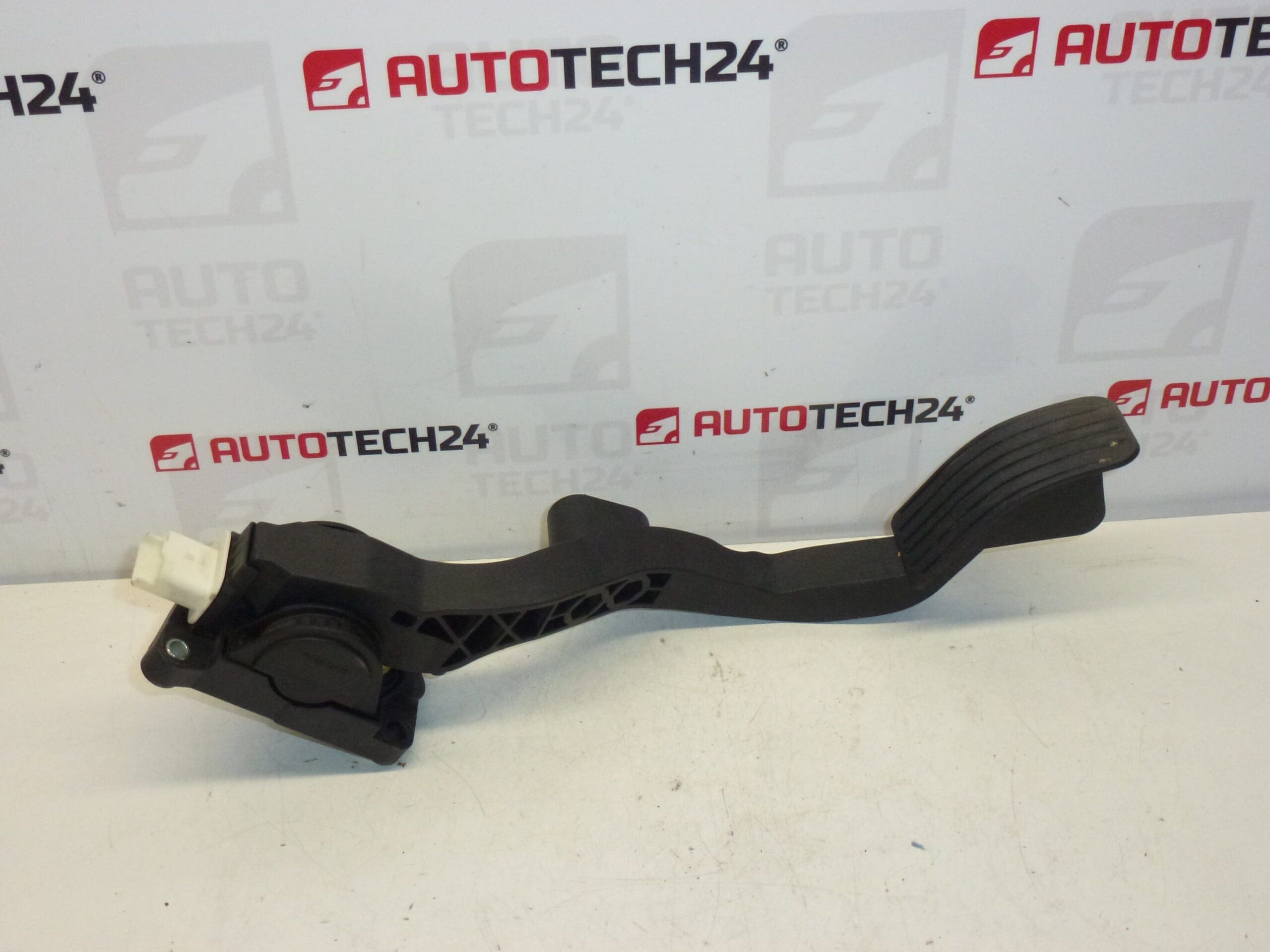 Pedala gasa Peugeot 206 Bosch 9643084880 0280752248 - Slika 2