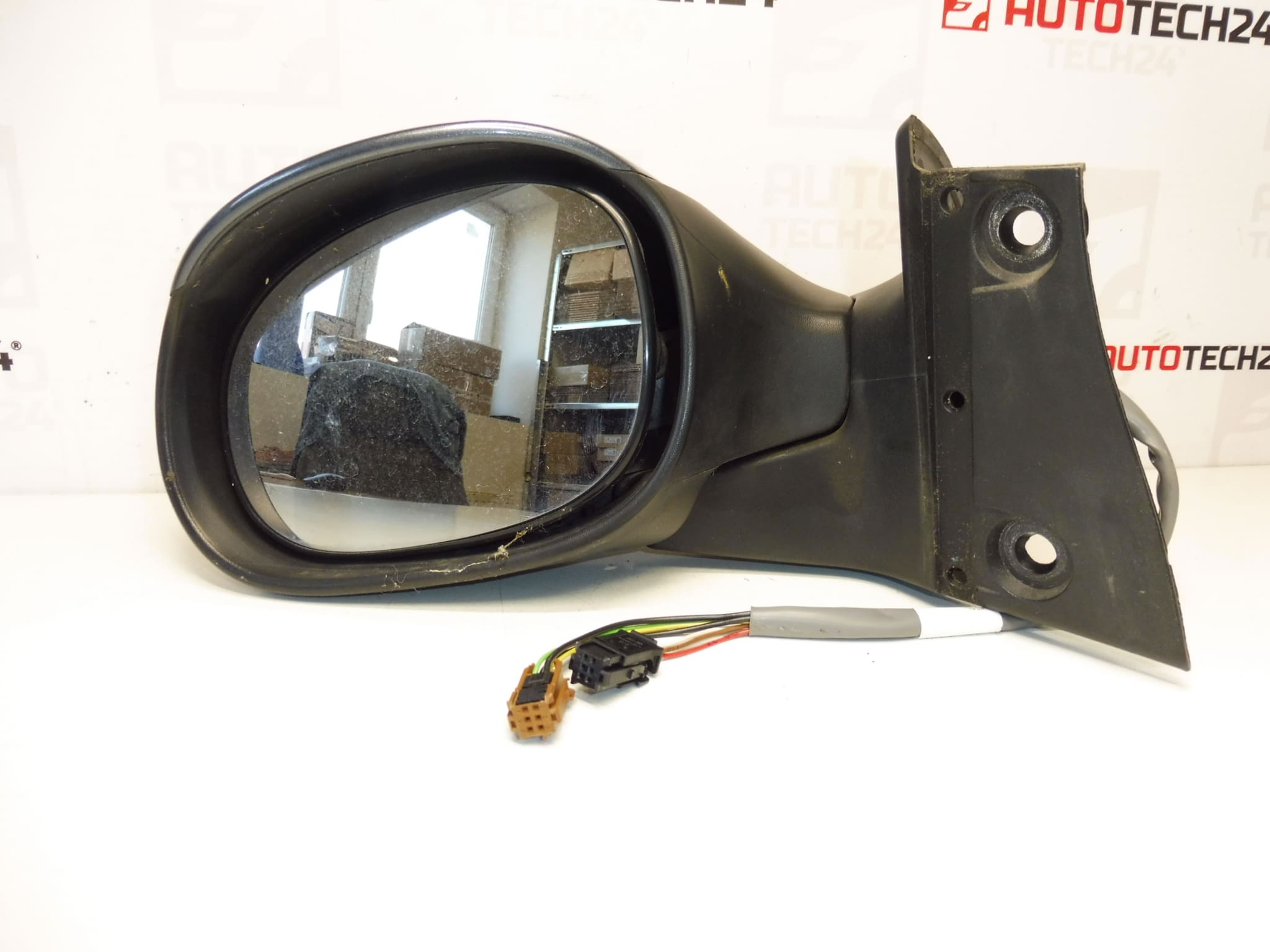 Lijevi retrovizor za Peugeot 1007 815315 8153WR - Slika 2