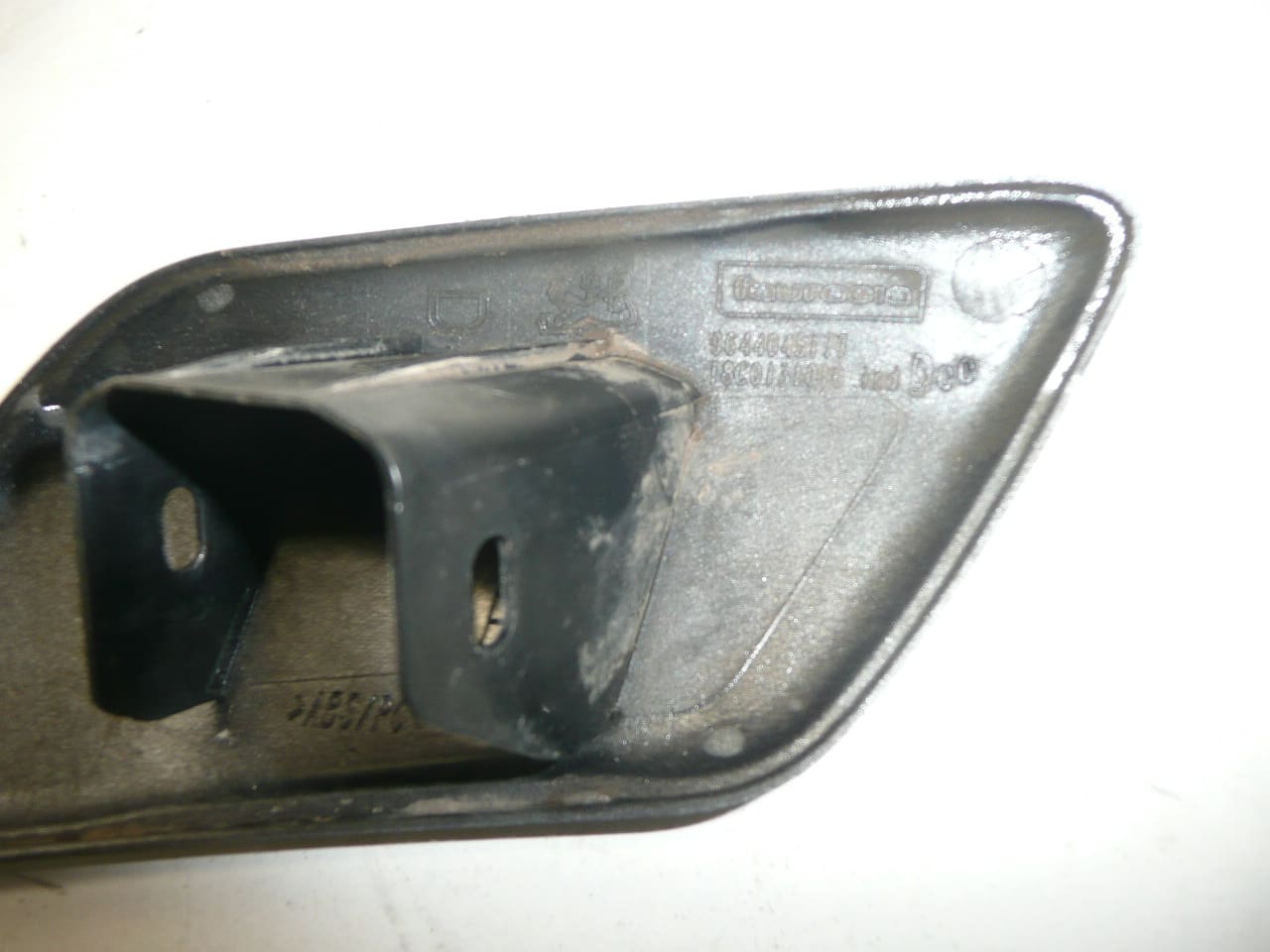 Poklop pumpe brisača Peugeot 407 EZWD 9644645177 6438N0 - Slika 2