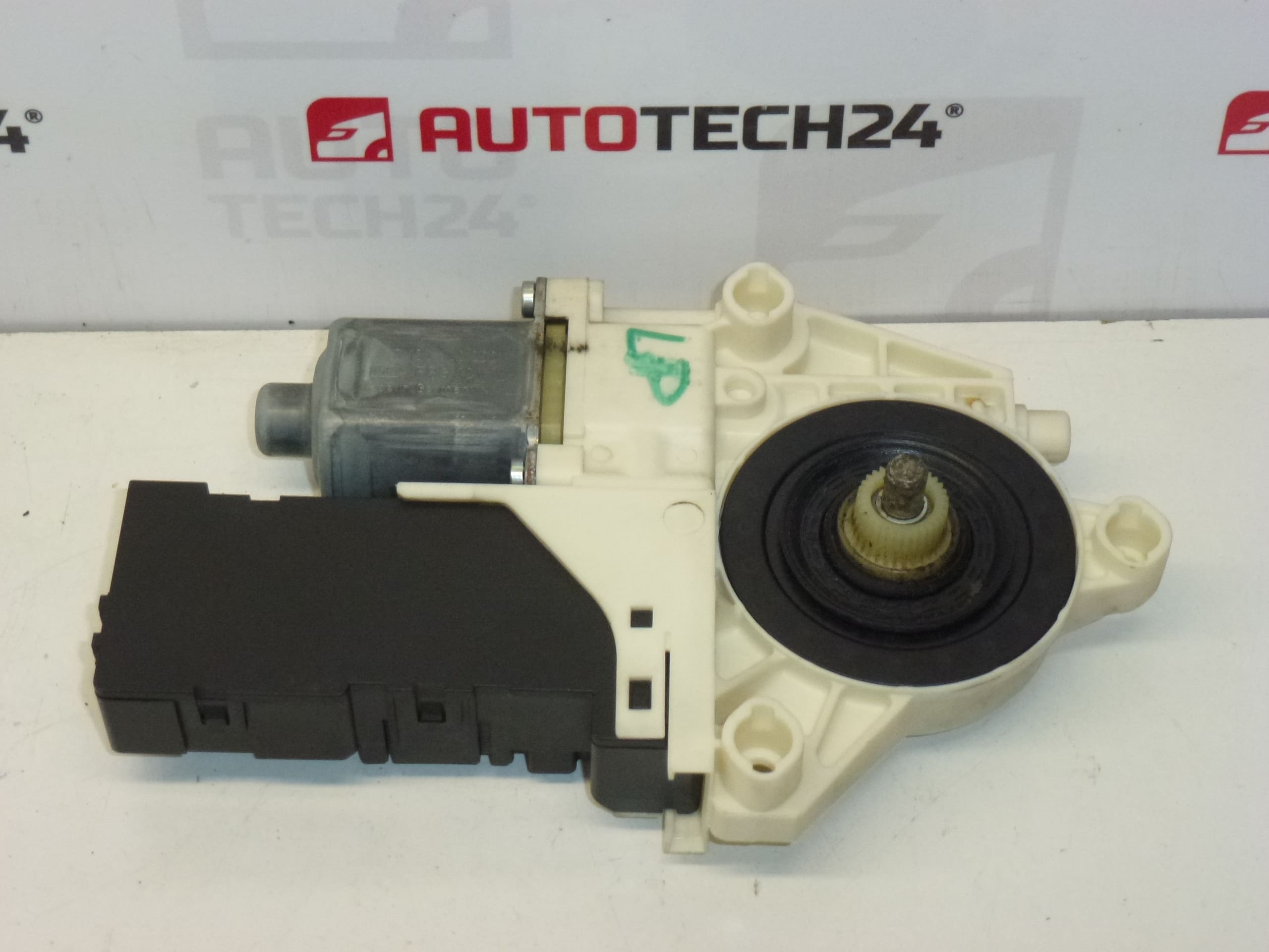 Motor podizanja lijevog prozora Peugeot 407 9663036680 9221Z1 - Slika 2