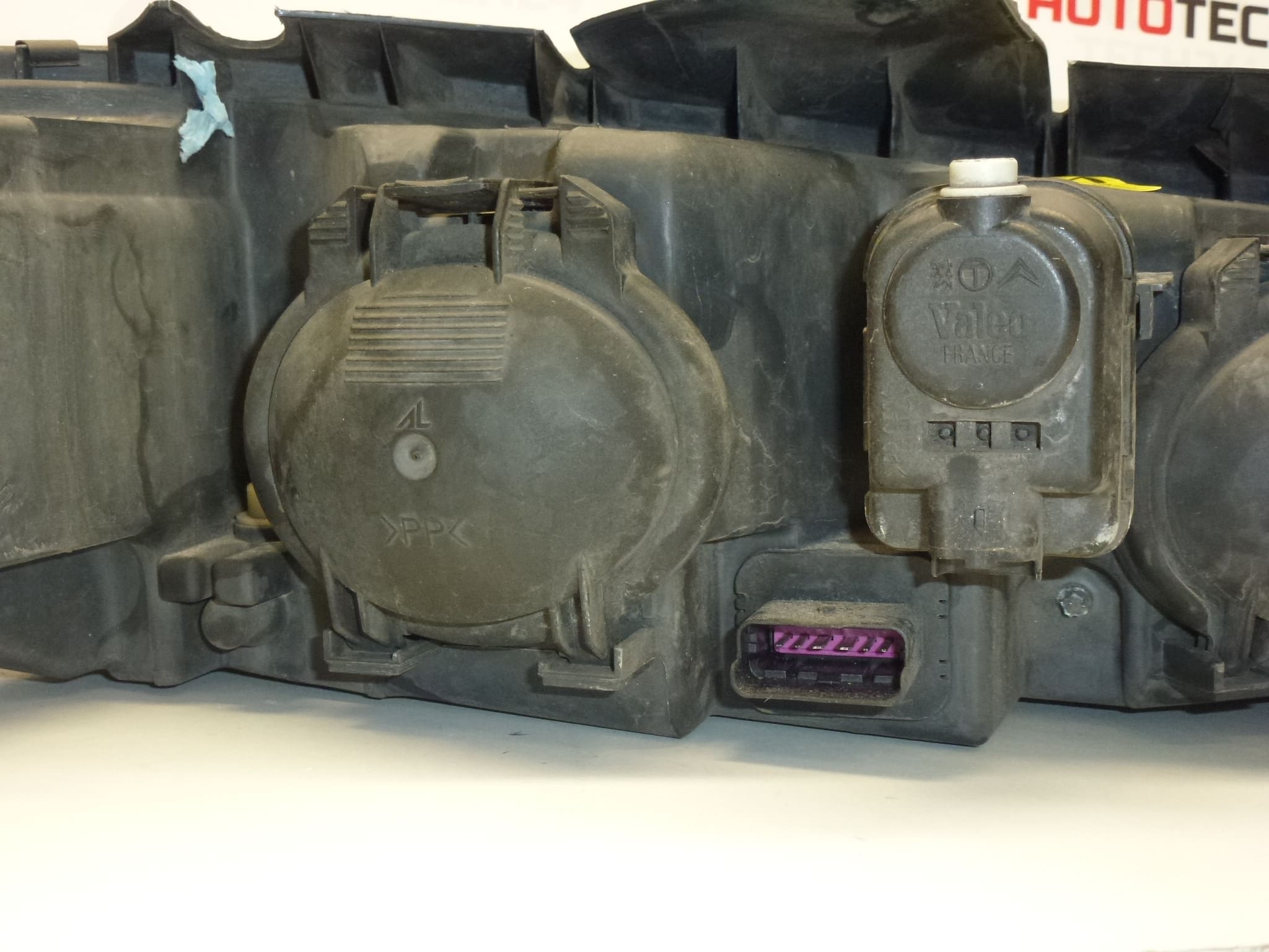 Lijeva prednja svjetiljka Peugeot 406 6204V2 - Slika 2