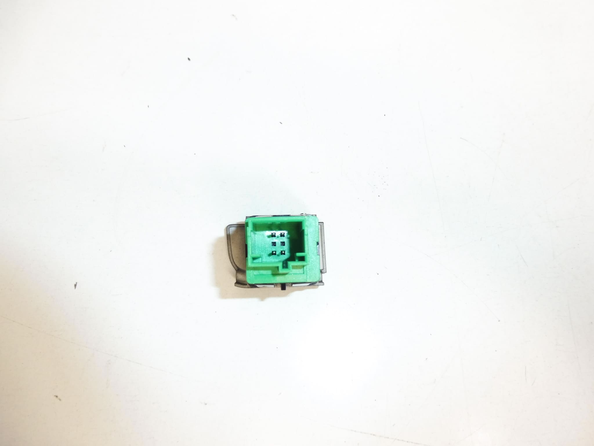 Prekidač za poziv u pomoć Peugeot 96653731ZD 6574KX - Slika 2