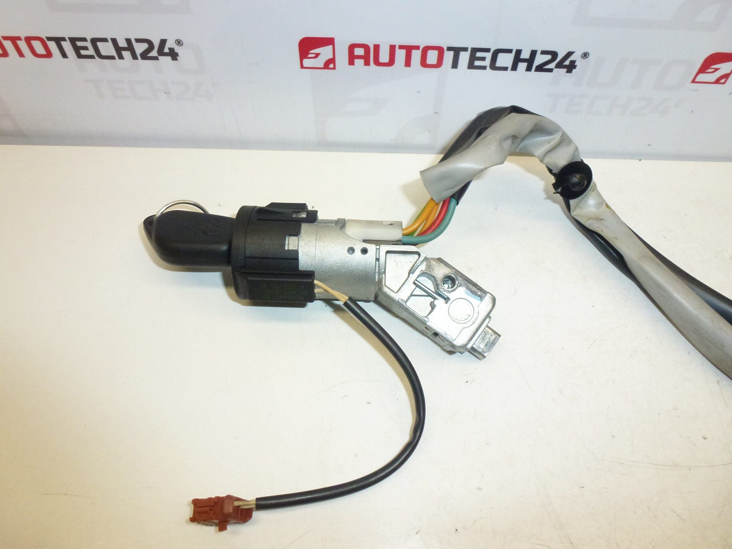 Prekidač ključa Citroën Berlingo II Peugeot Partner II 4162CH - Slika 2