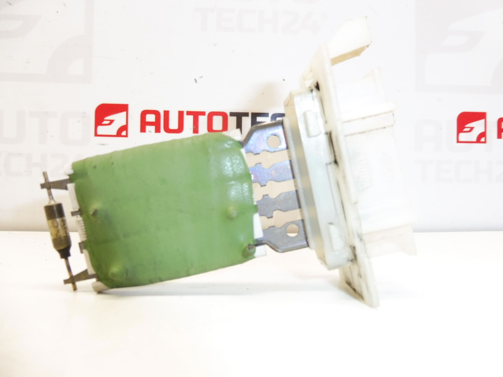 Regulator ventilatora Citroën Peugeot 6441V8 - Slika 2