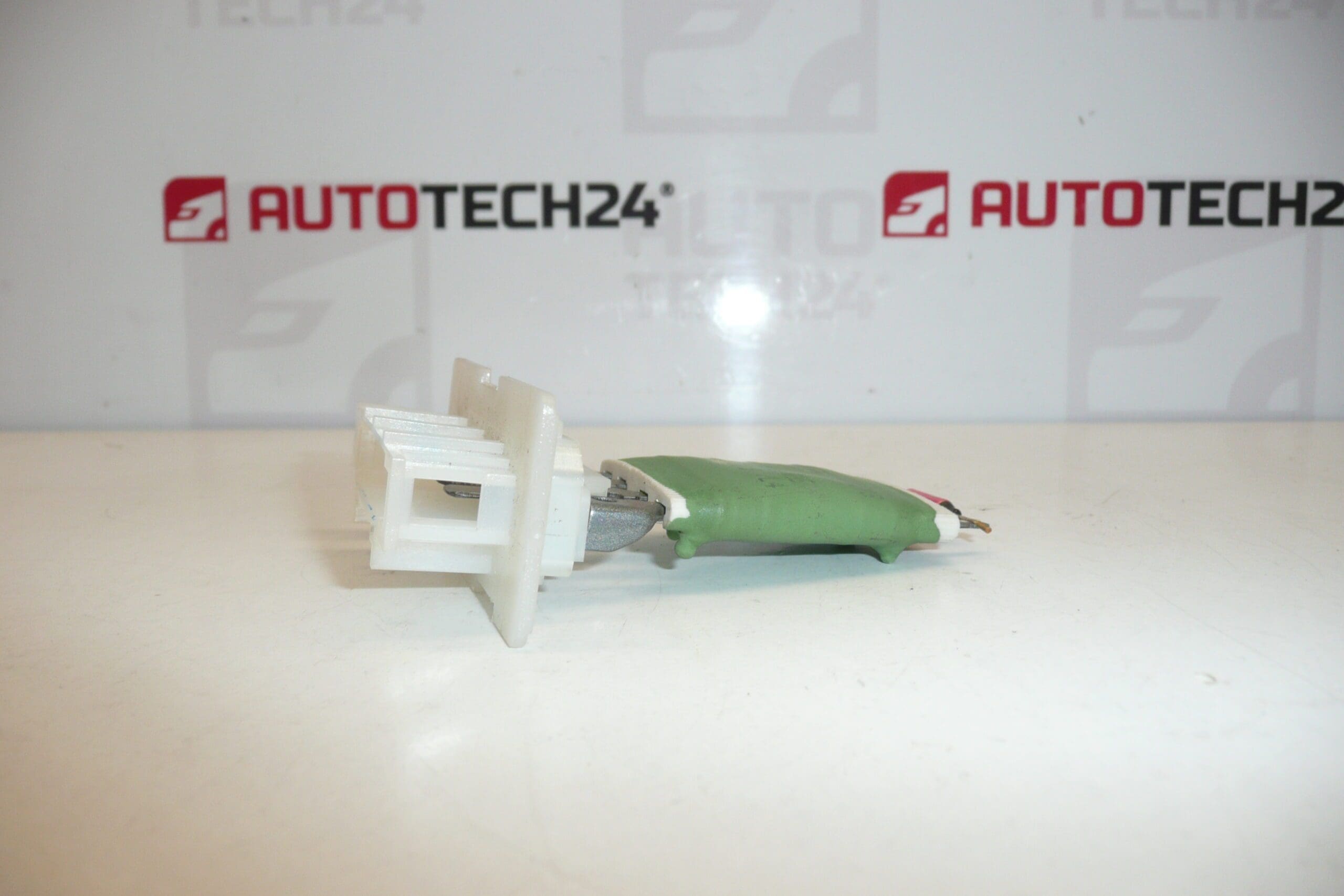 Regulator ventilatora Citroën Peugeot 6445ZA - Slika 2