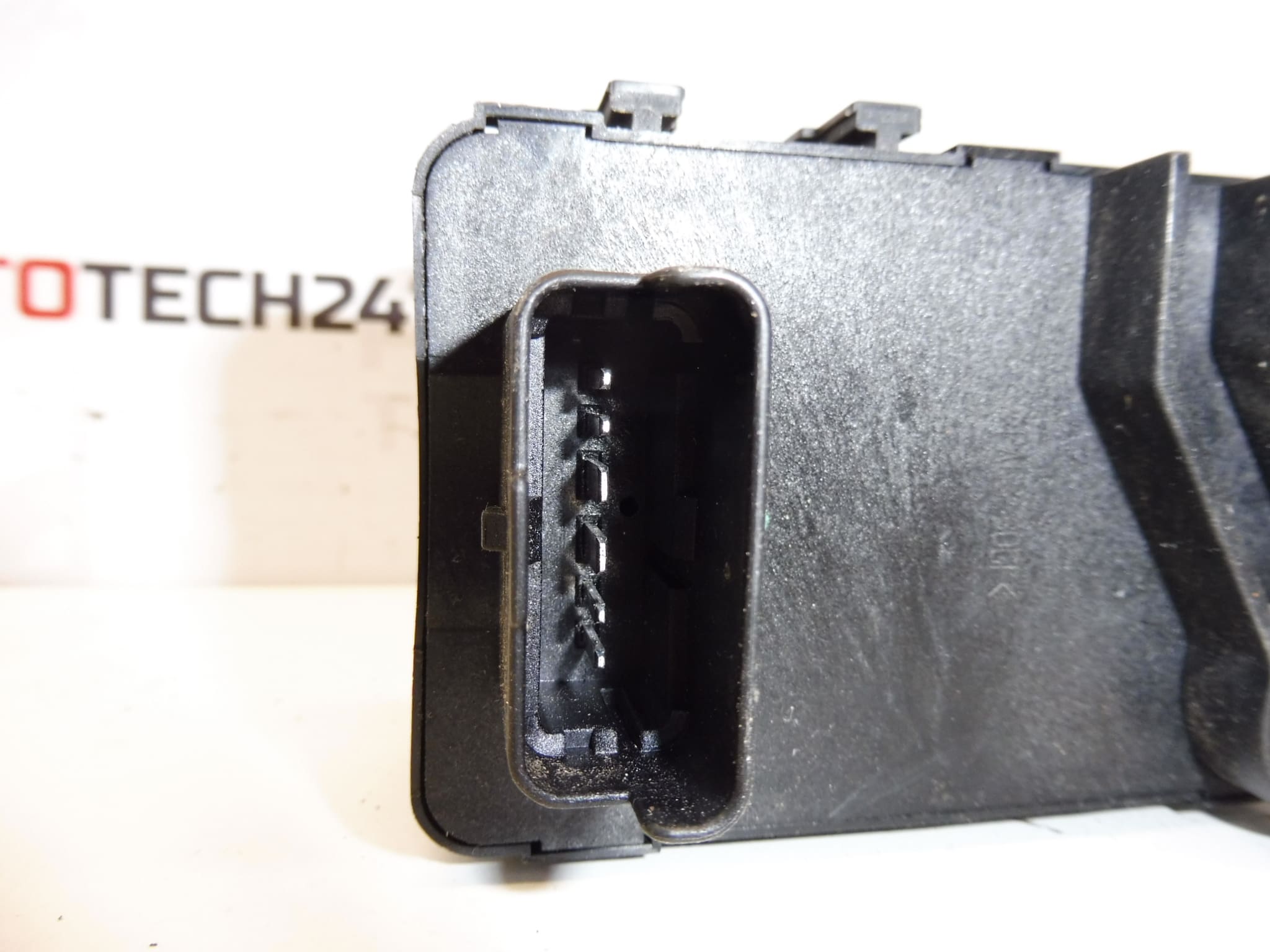 Žarulja za paljenje VALEO Citroën Peugeot 73507712 9628756080 - Slika 2