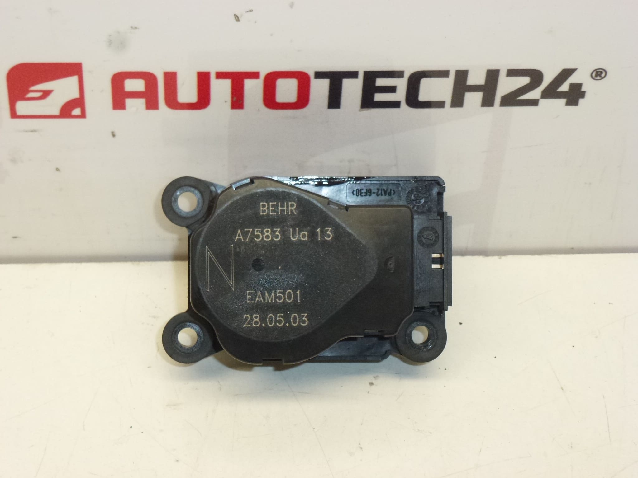 Servo BEHR Citroën Peugeot EAM501 A7583UA13 6447QN - Slika 2