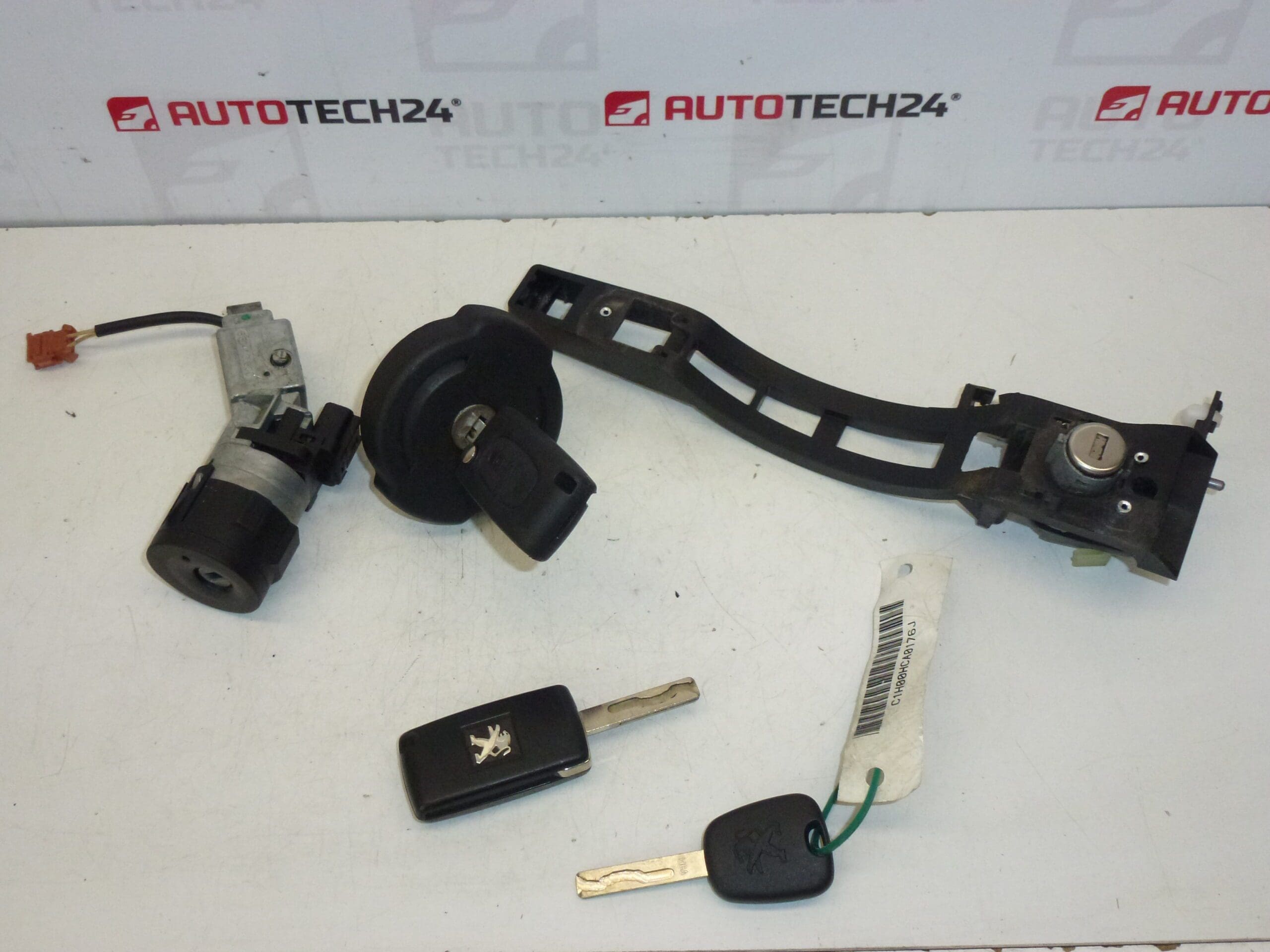 Skup brava 3 tipke Peugeot 307 4162KF 4162KG - Slika 2