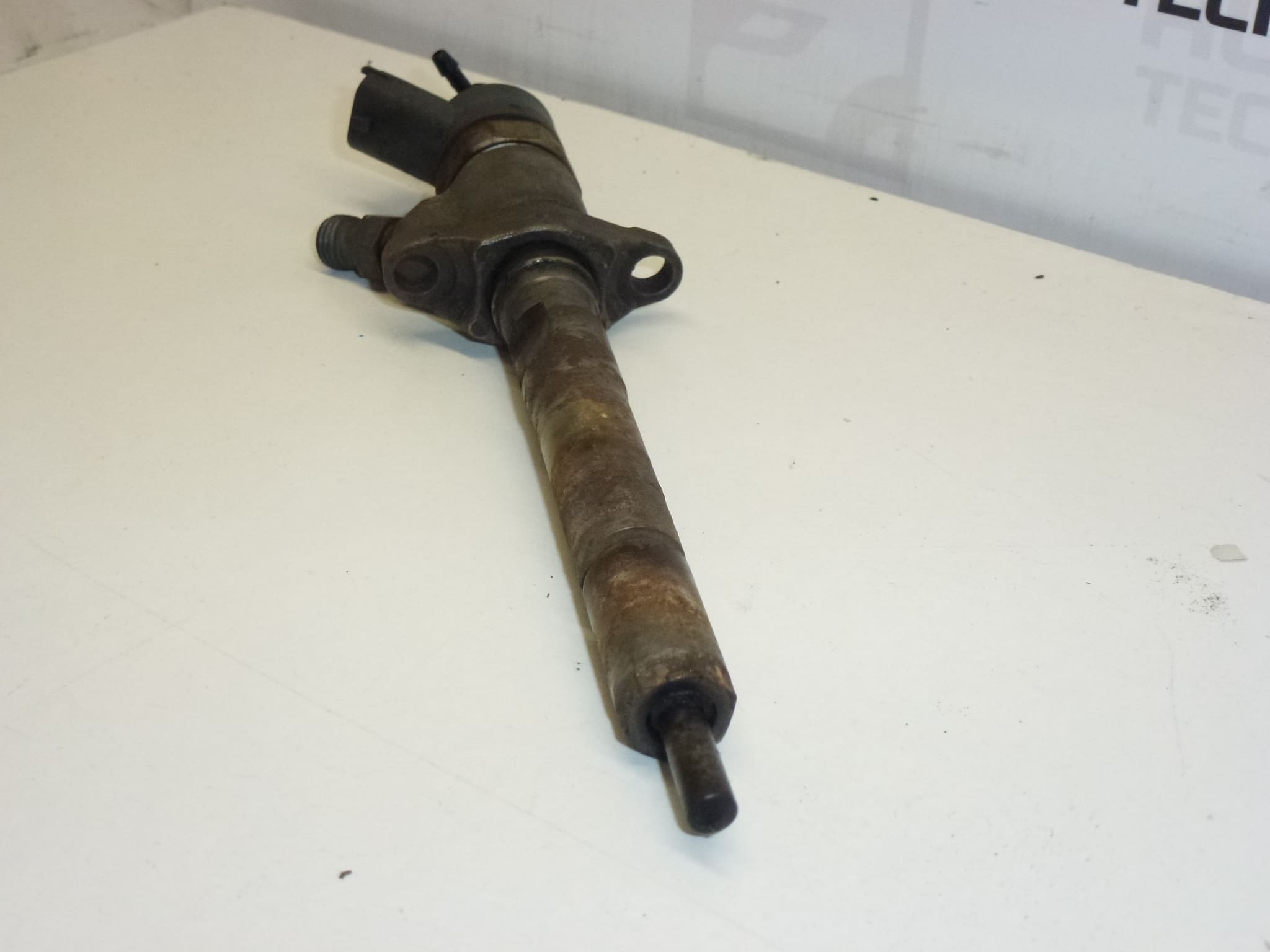 SADA INJEKTORA Bosch 1.6 HDI 80 kW 0445110188 - Slika 2