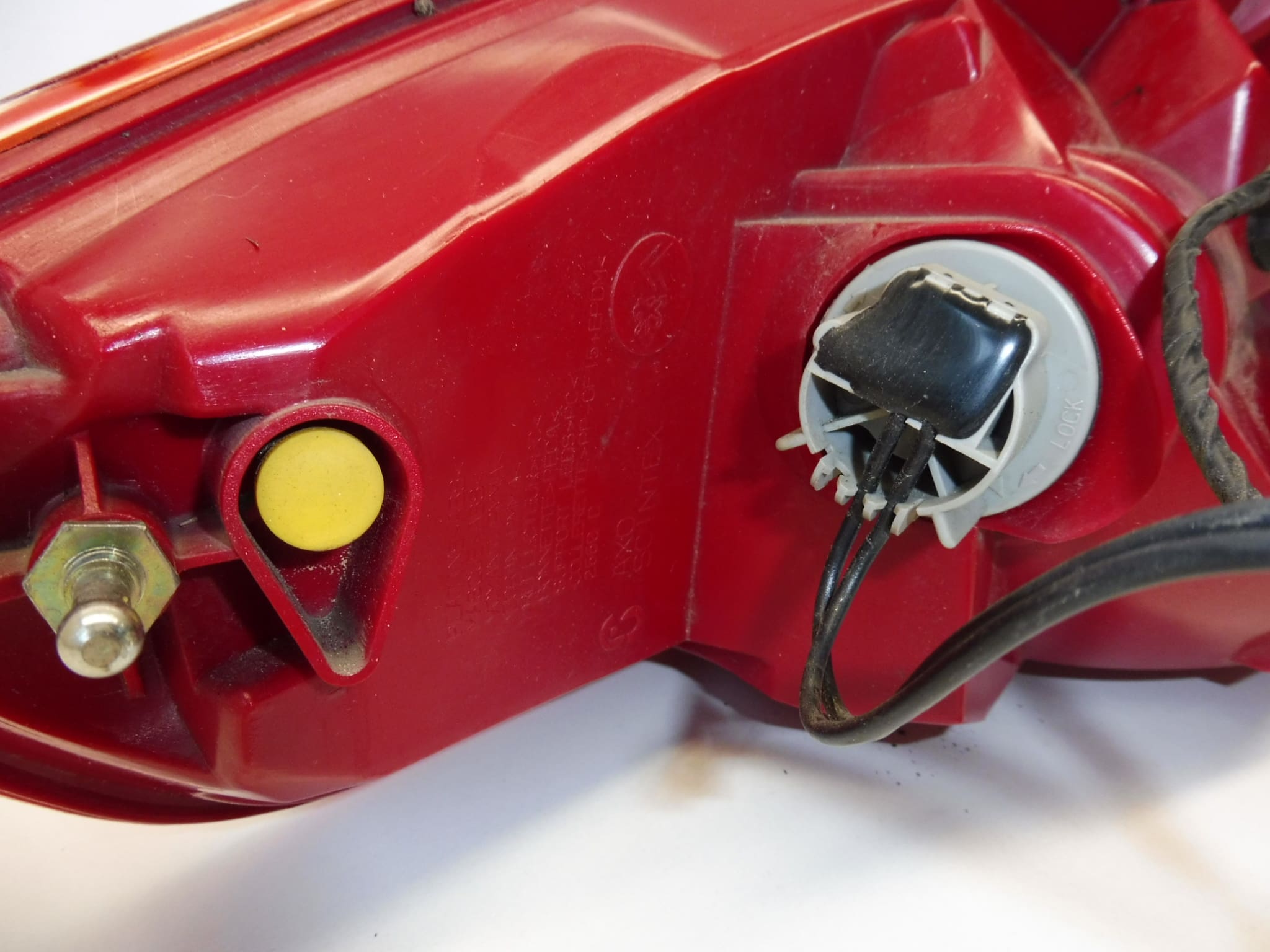 Stražnje svjetlo Peugeot 307 CC 714025600861 6351X4 6351S3 - Slika 2