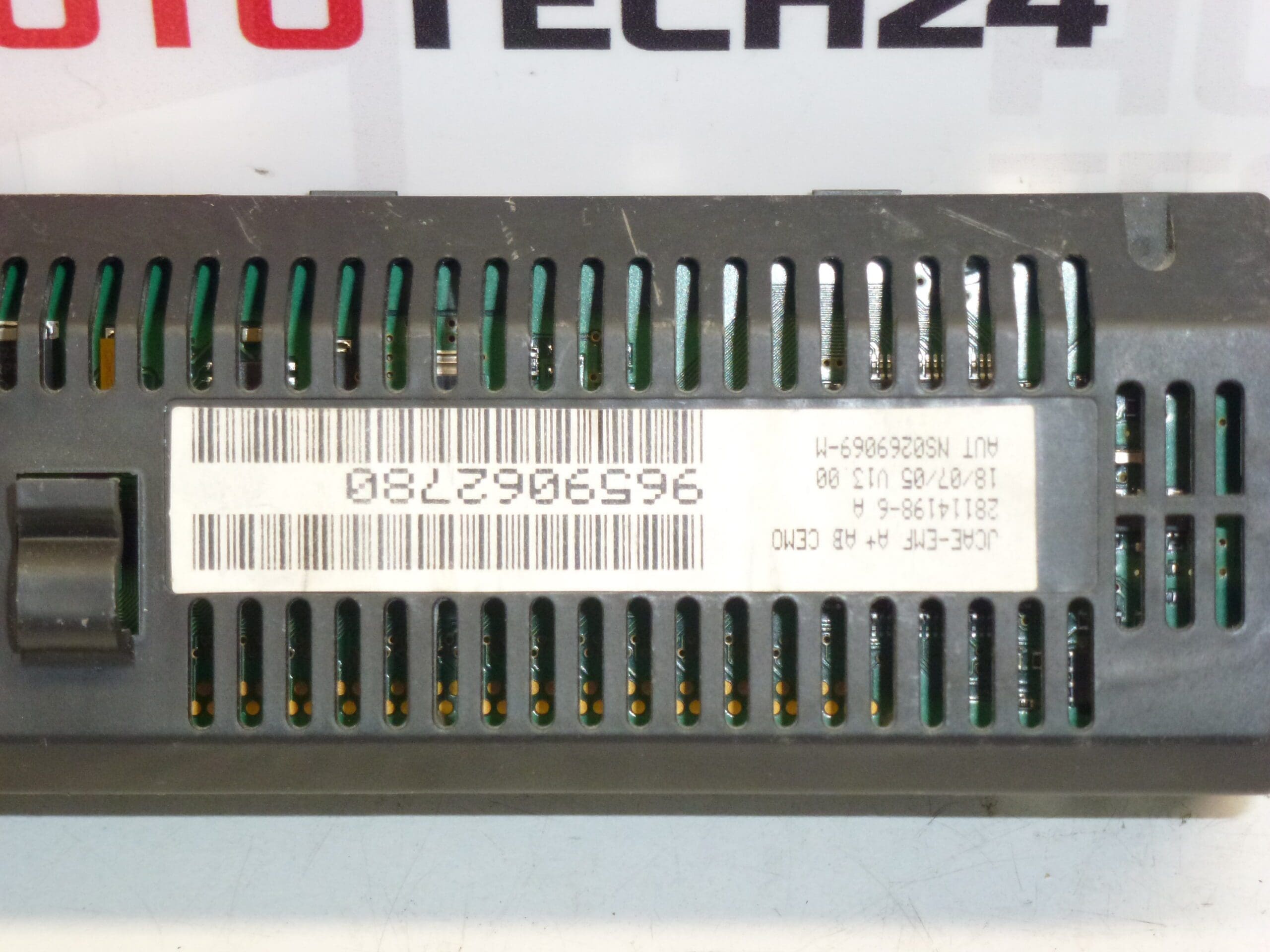 Zaslon Citroën C4 9659062780 6155FW - Slika 2